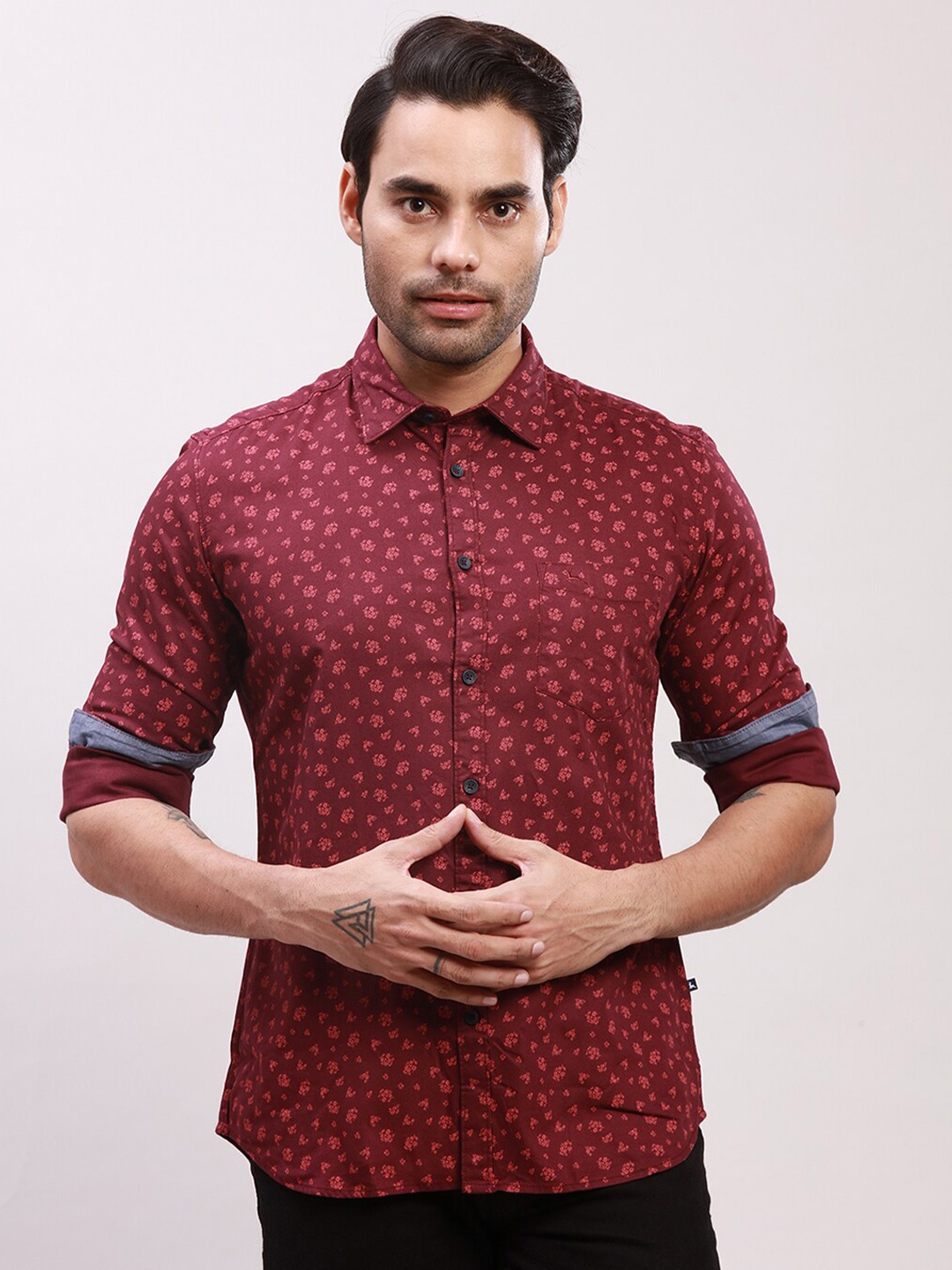 

Parx Floral Printed Spread Collar Long Sleeves Slim Fit Formal Shirt, Red