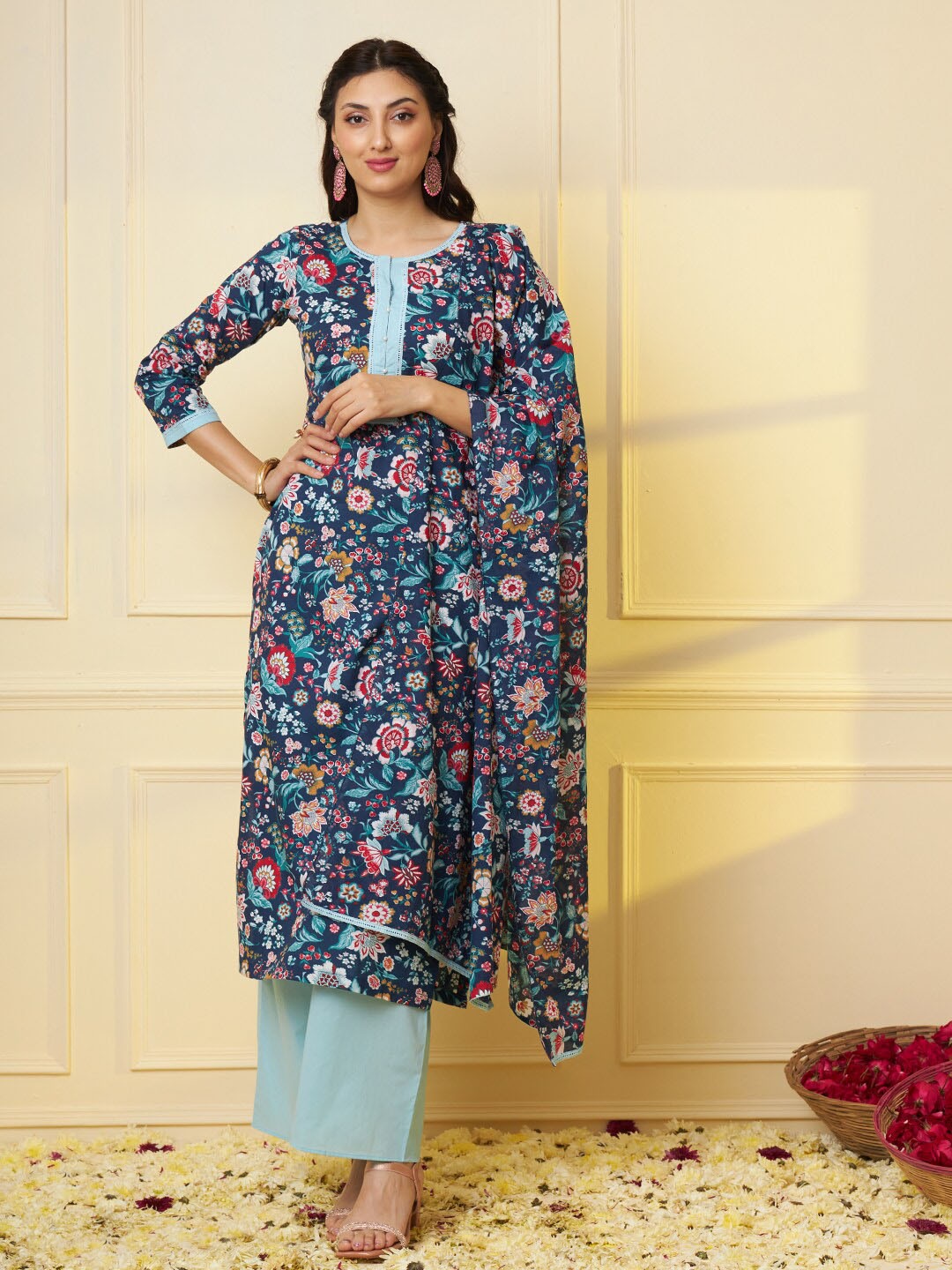 

Tissu Floral Printed Notched Neck Pure Cotton Kurta with Palazzo & Dupatta, Navy blue