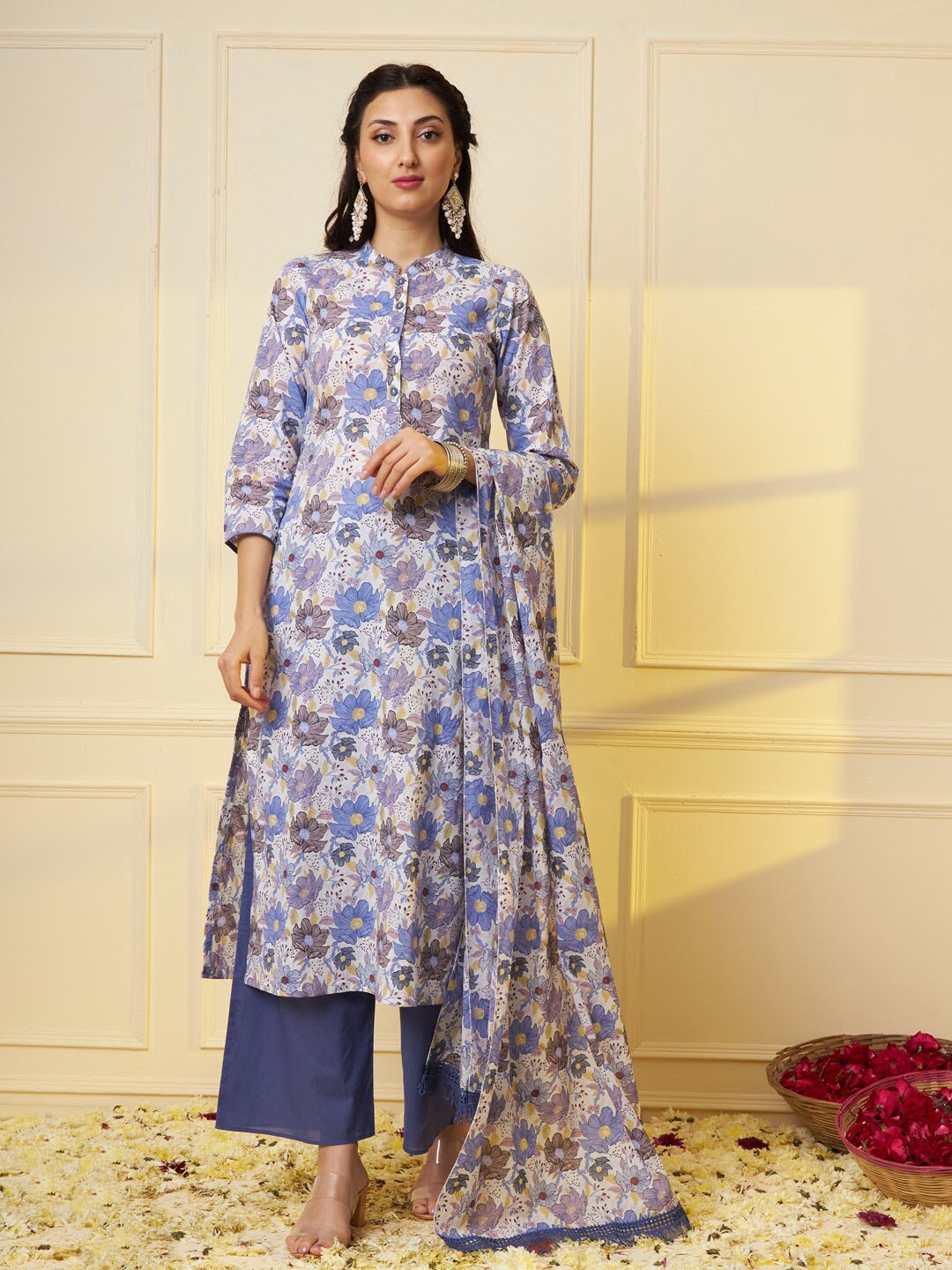 

Tissu Floral Printed Pure Cotton Straight Kurta with Palazzos Dupatta, White