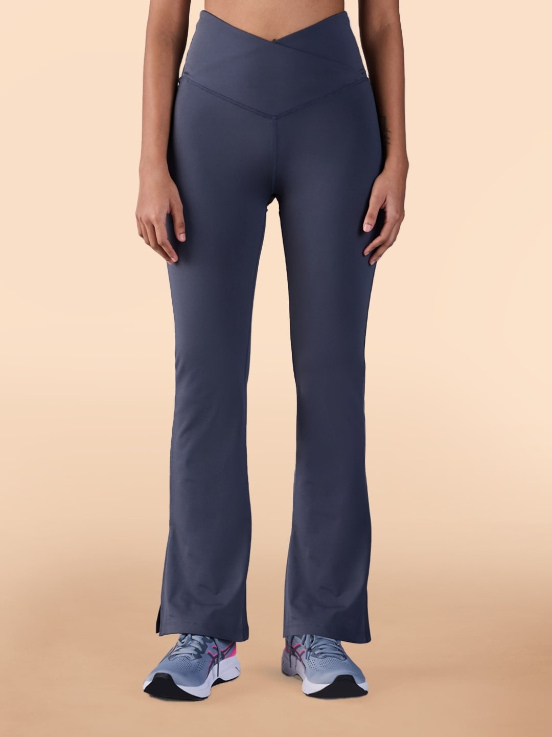 

KICA Winter Women Mid-Rise Side Slits Track Pants, Grey
