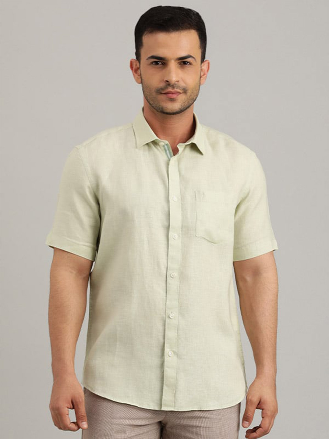 

Indian Terrain Opaque Spread Collar Casual Shirt, Green