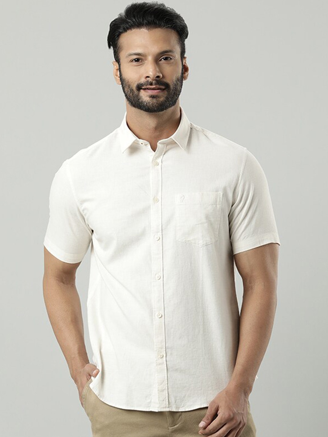 

Indian Terrain Slim Fit Opaque Pure Cotton Casual Shirt, Beige