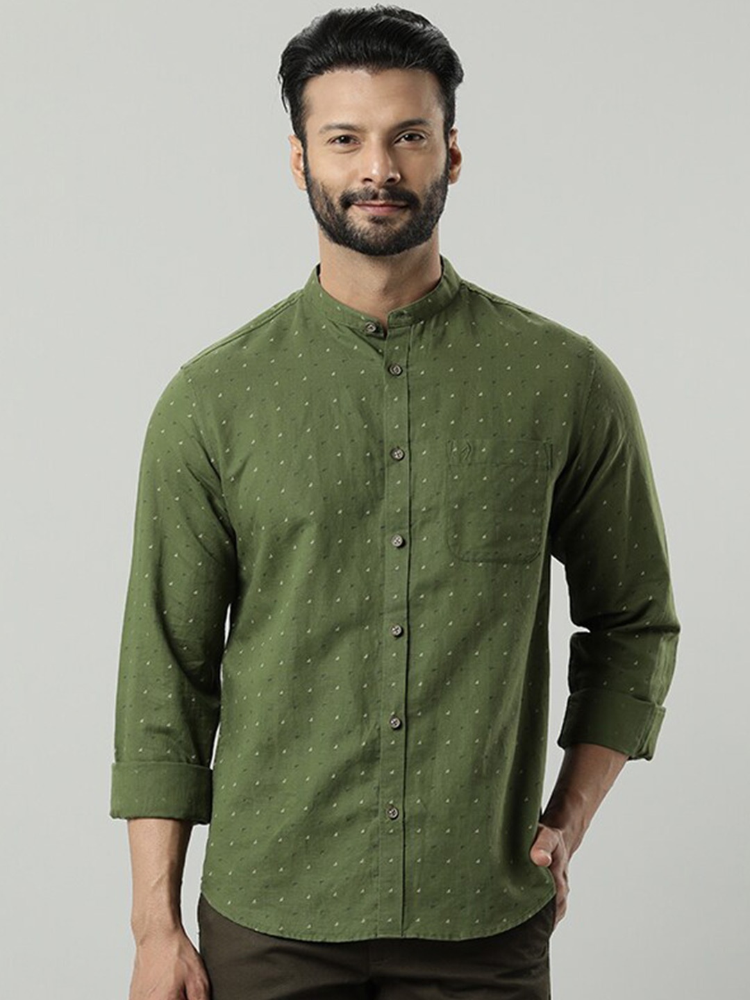 

Indian Terrain Geometric Printed Slim Fit Spread Collar Long Sleeves Casual Shirt, Green