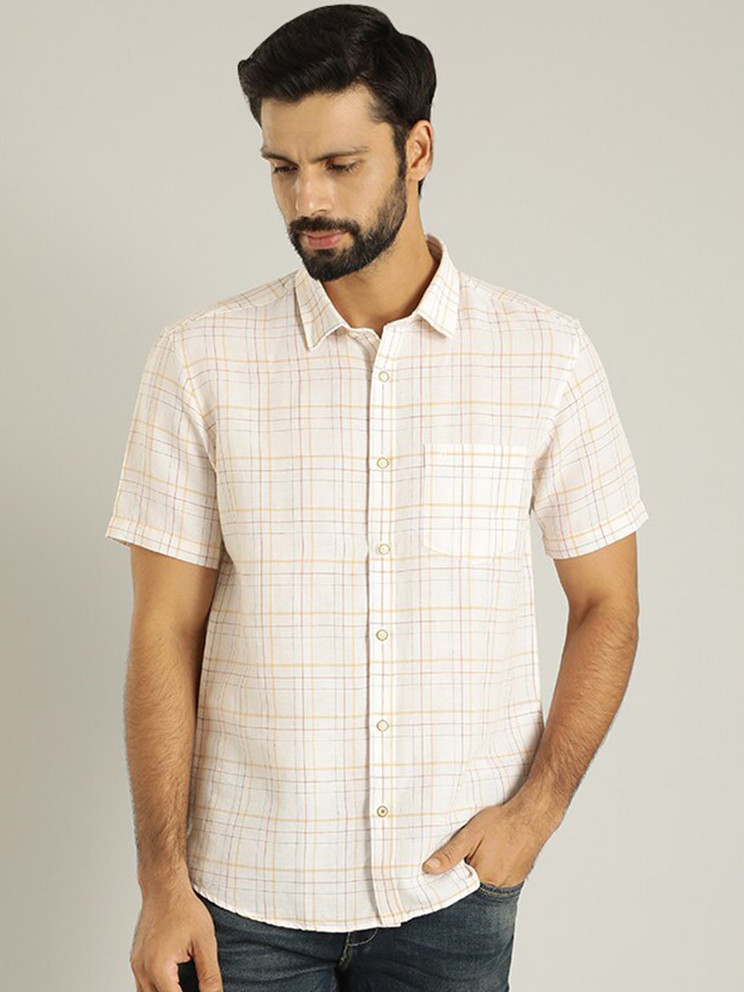 

Indian Terrain Slim Fit Checked Spread Collar Short Sleeves Linen Blend Casual Shirt, Beige
