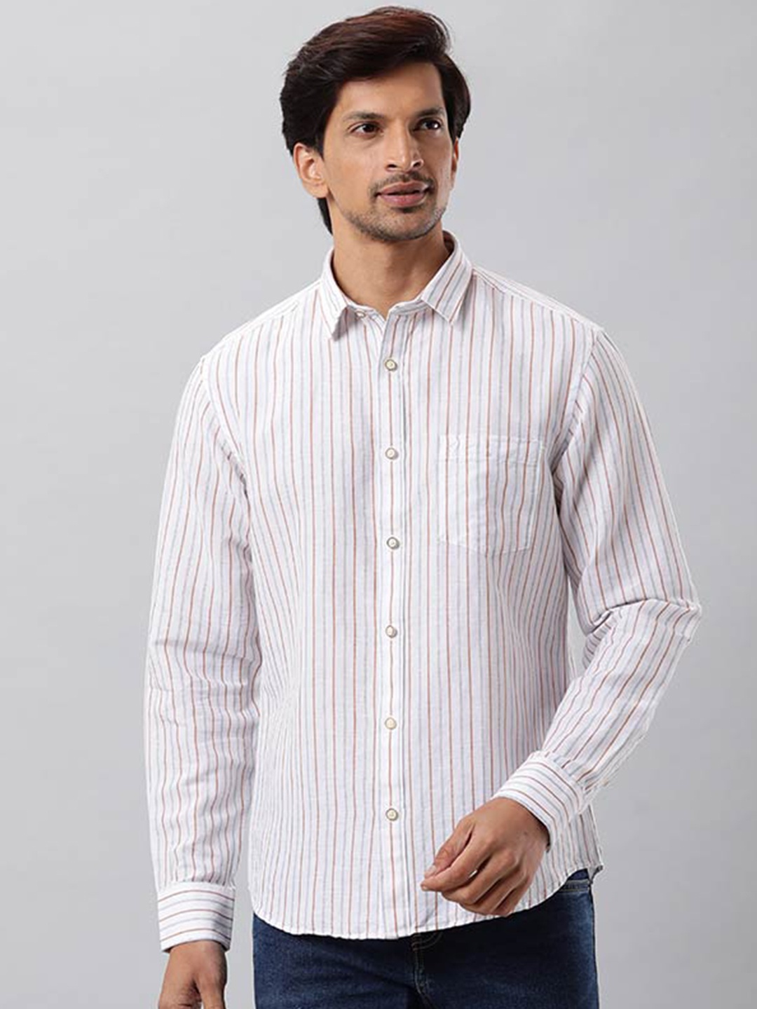 

Indian Terrain Vertical Striped Cotton Slim Fit Opaque Casual Shirt, White