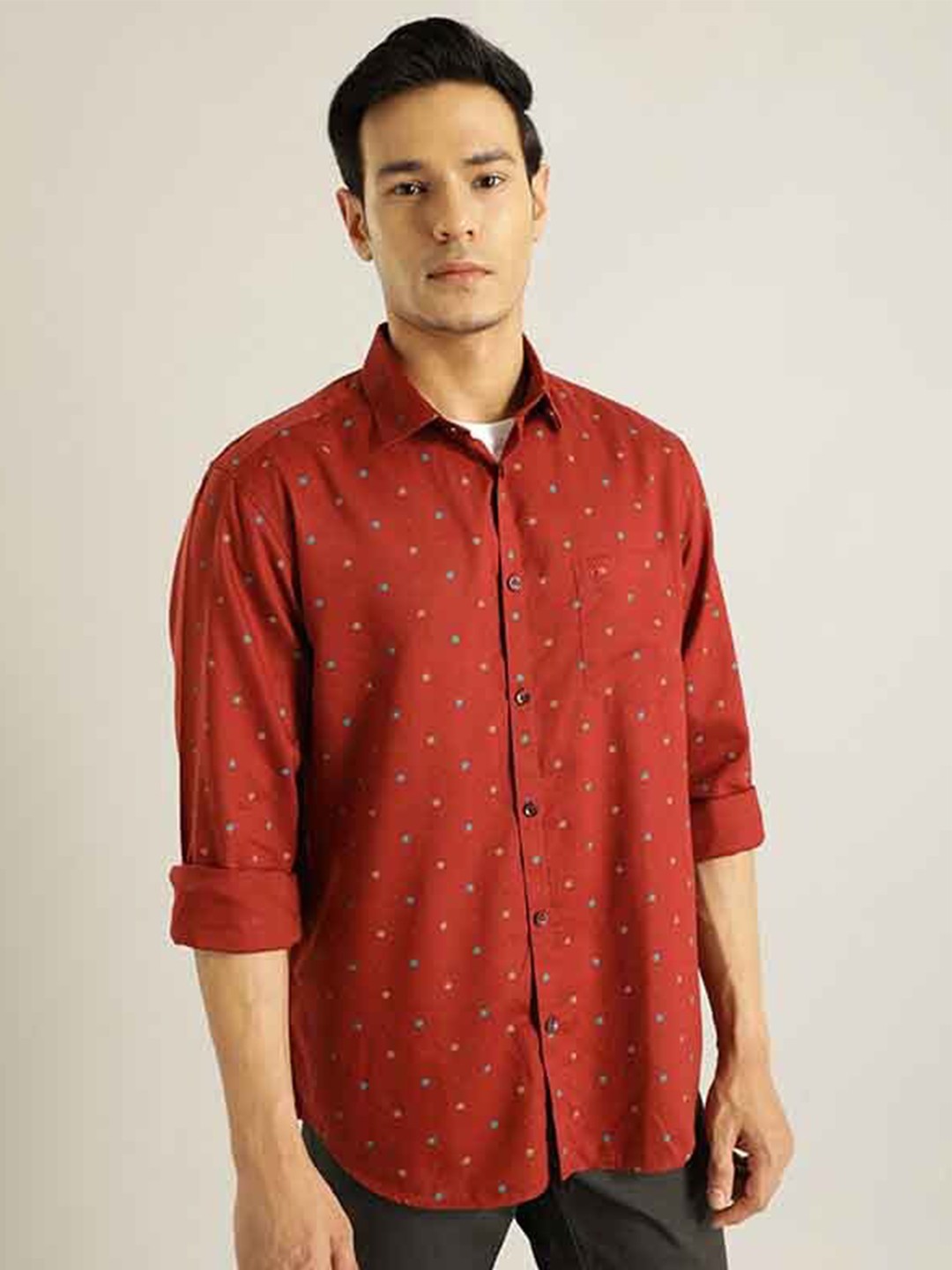

Indian Terrain Men Red Slim Fit Casual Shirt