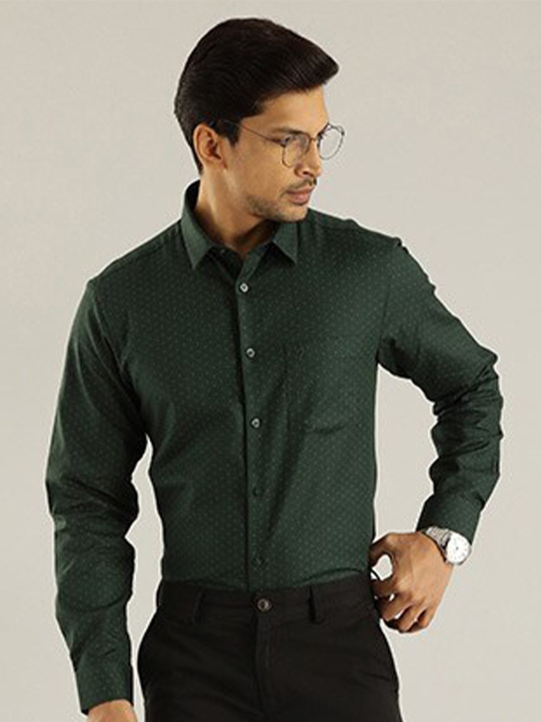 

Indian Terrain Spread Collar Slim Fit Cotton Casual Shirt, Green