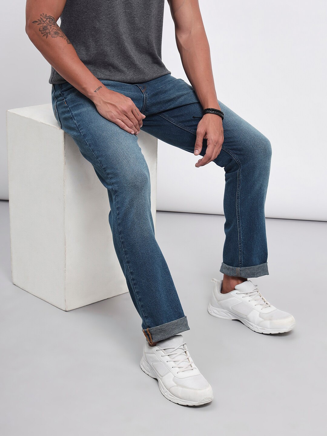 

Lee Men Rodeo Light Fade Stretchable Jeans, Blue