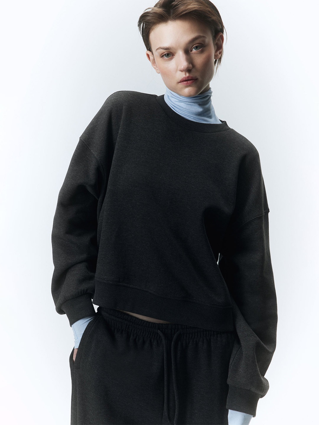 

H&M Dropped Shoulders Sweatshirt, Grey