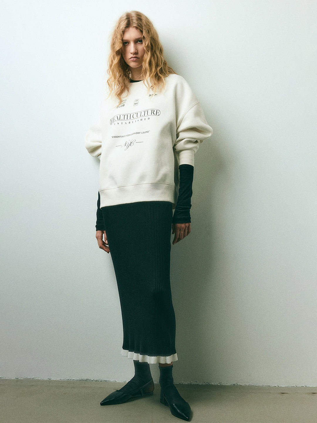 

H&M Oversized Motif-Detail Sweatshirt, White