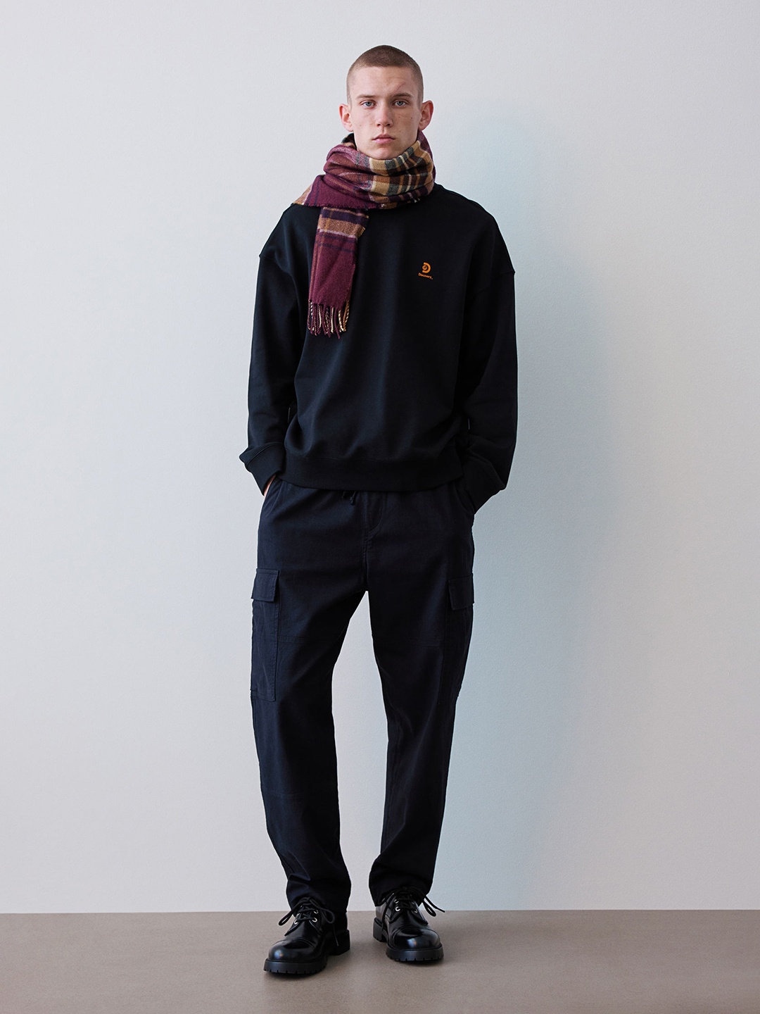 

H&M Pure Cotton Oversized Fit Printed Sweatshirt, Black
