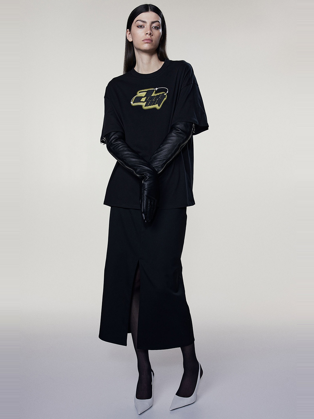 

H&M Oversized Motif-Detail T-Shirt, Black