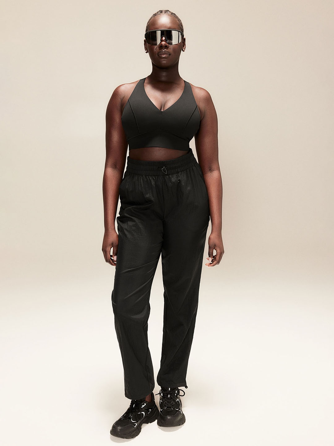 

H&M Shape Move Medium Support Sports Bra, Black