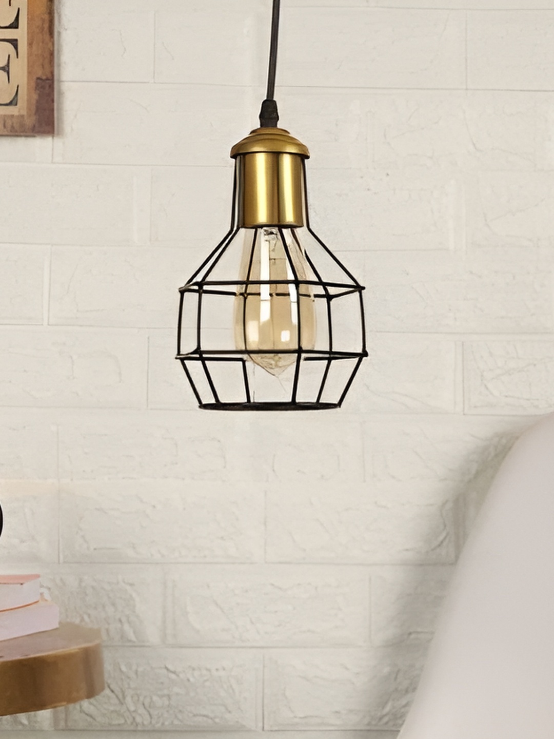 

Areezo Black & Gold Toned Textured Abstract Shaped Ceiling Lamp