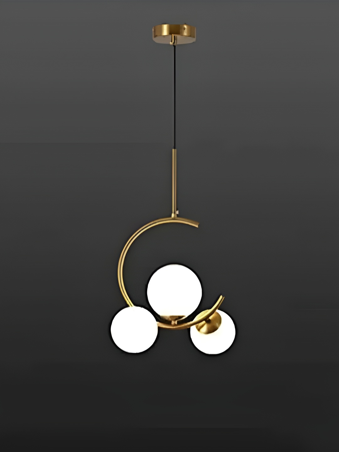 

Areezo Gold Toned & White Spherical Ceiling Lamp