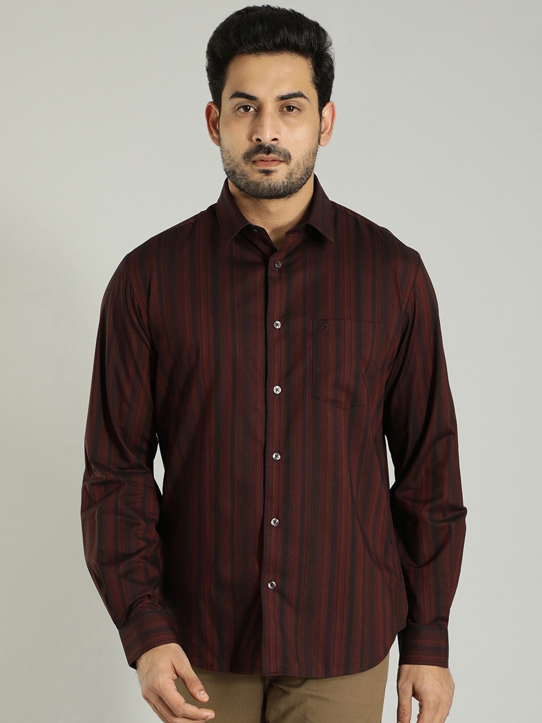 

Indian Terrain Spread Collar Long Sleeves Striped Slim Fit Casual Shirt, Maroon