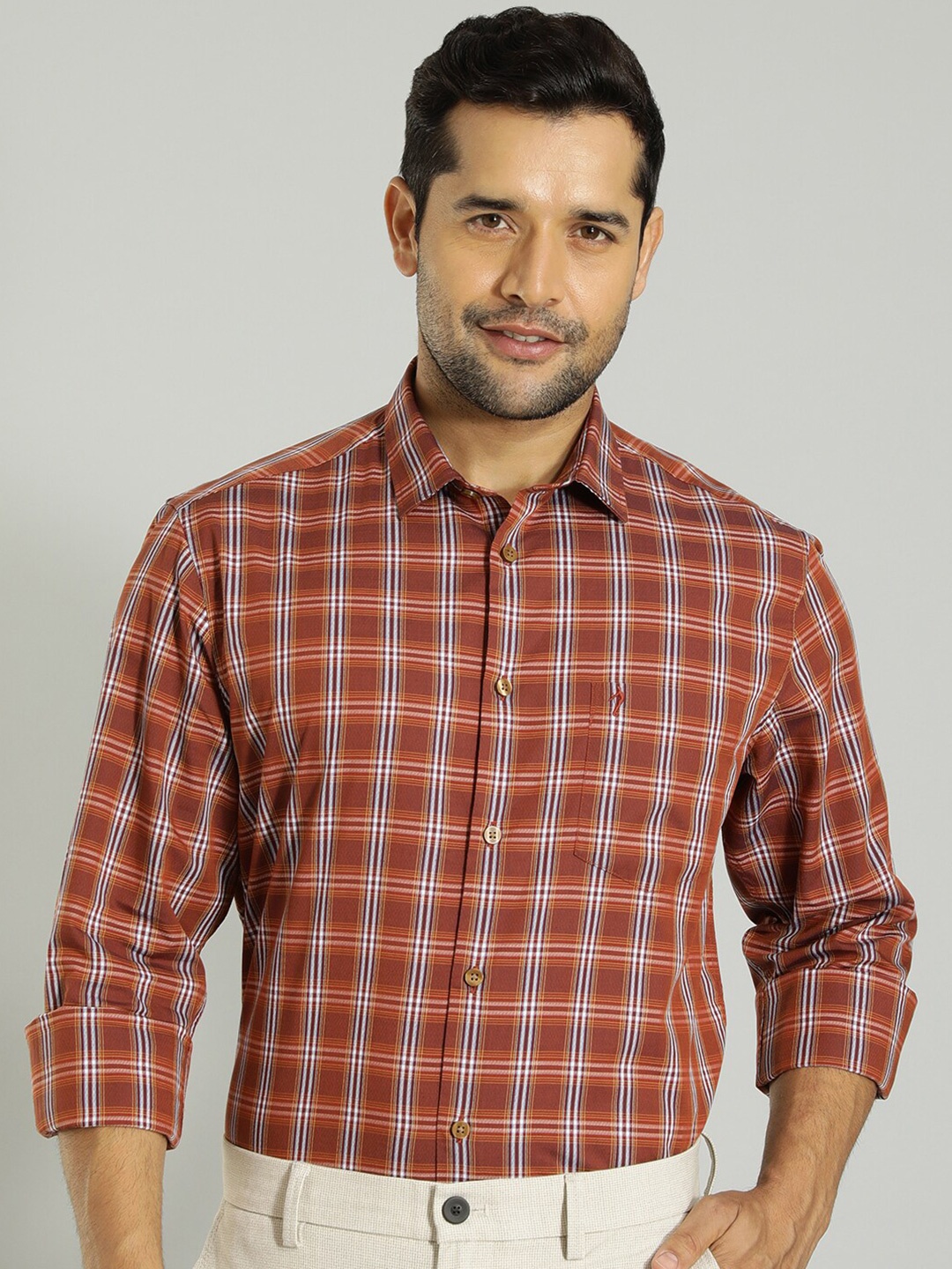 

Indian Terrain Tartan Checks Spread Collar Slim Fit Cotton Casual Shirt, Red