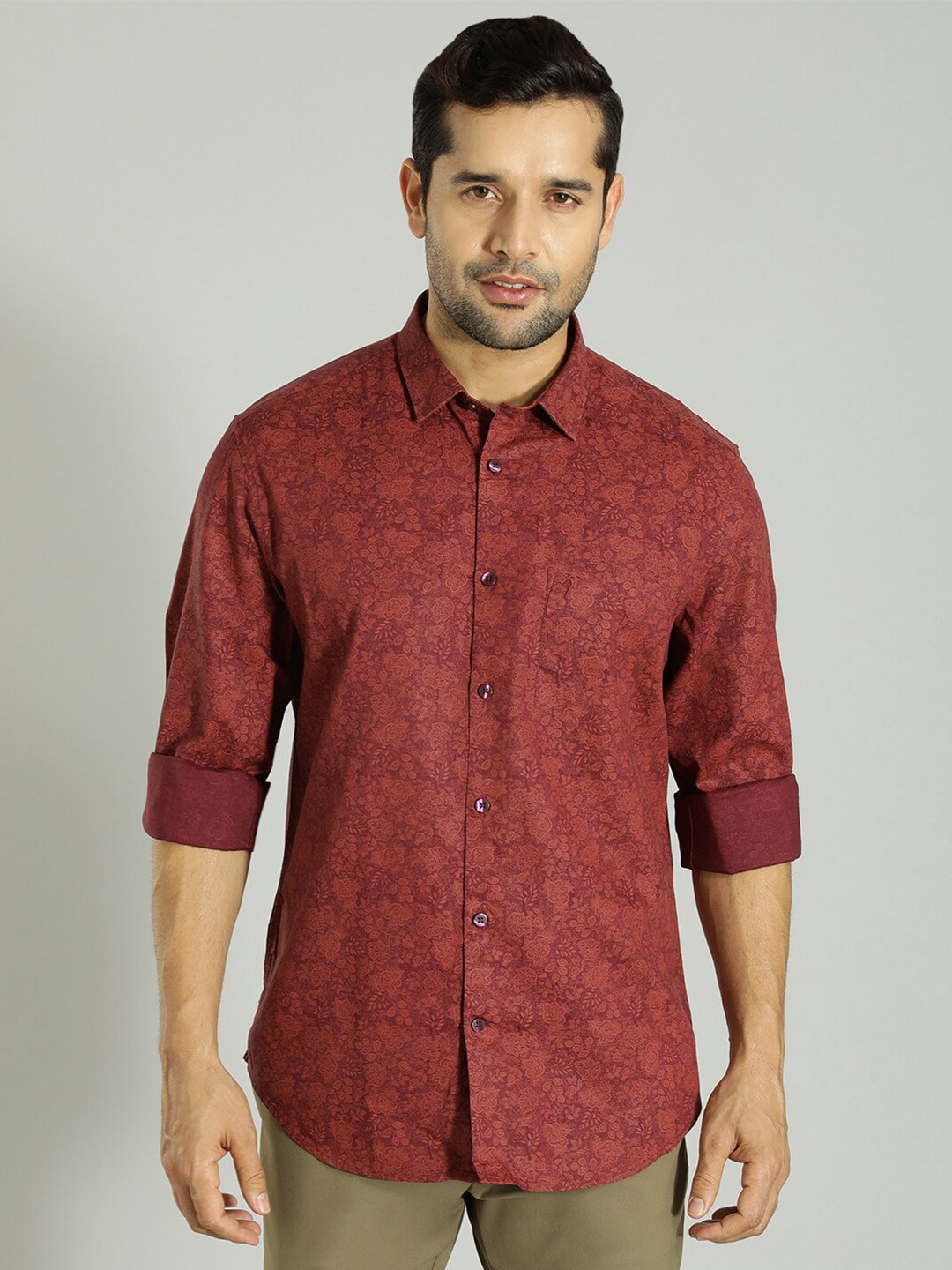 

Indian Terrain Cotton Spread Collar Slim Fit Casual Shirt, Maroon