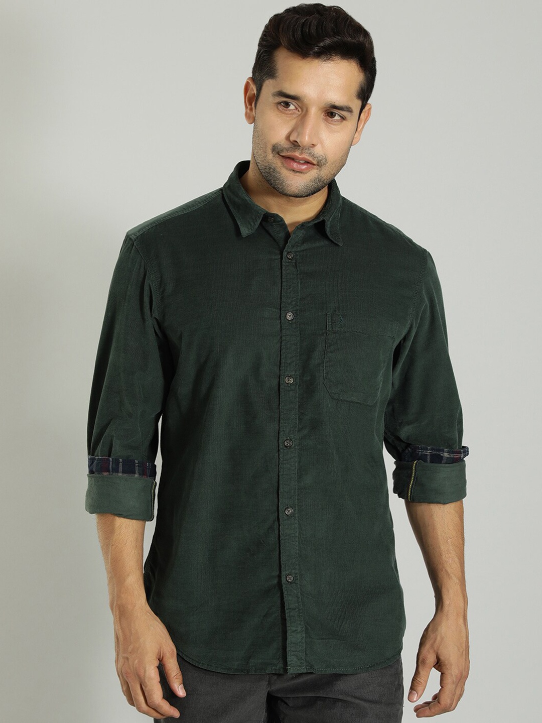 

Indian Terrain Slim Fit Opaque Cotton Casual Shirt, Green