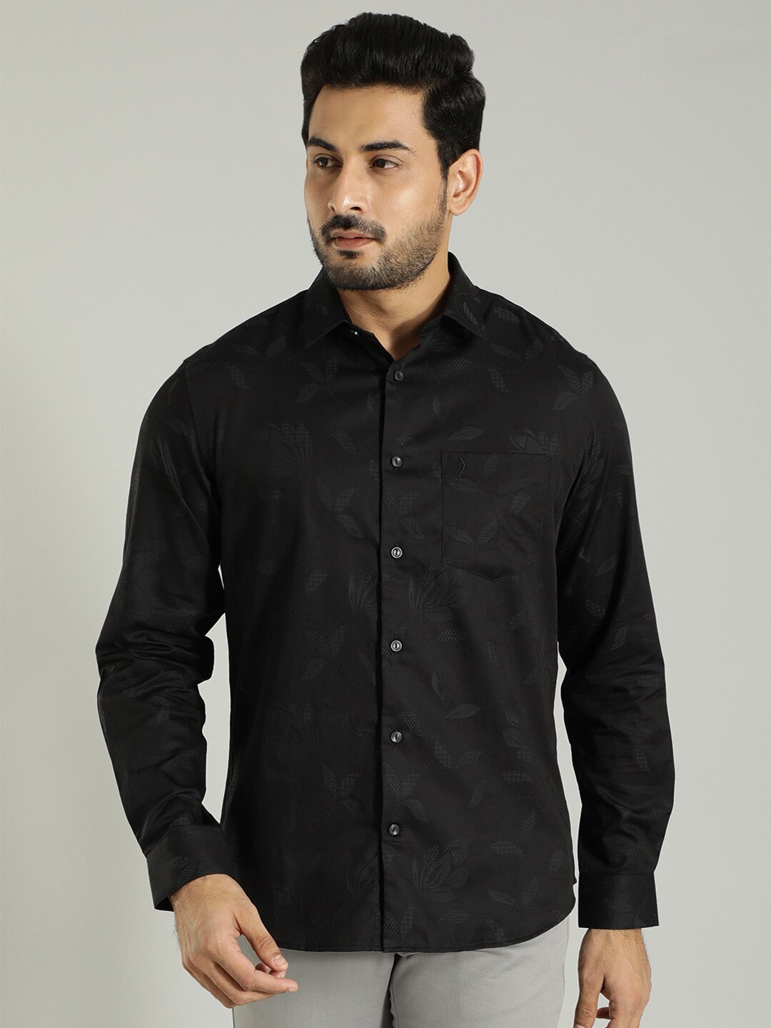 

Indian Spread Collar Slim Fit Casual Shirt, Black