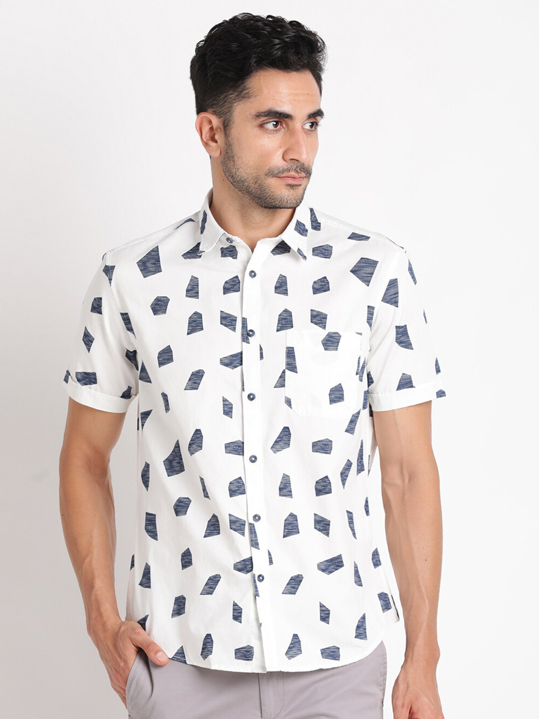 

Indian Terrain Cotton Spread Collar Slim Fit Casual Shirt, Navy blue