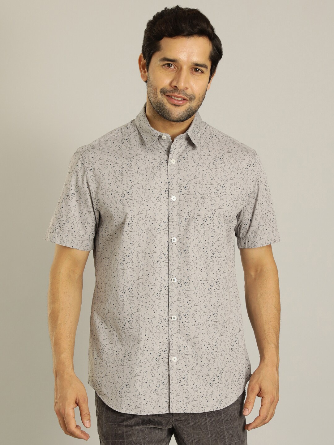 

Indian Terrain Floral Printed Pure Cotton Slim Fit Casual Shirt, Grey