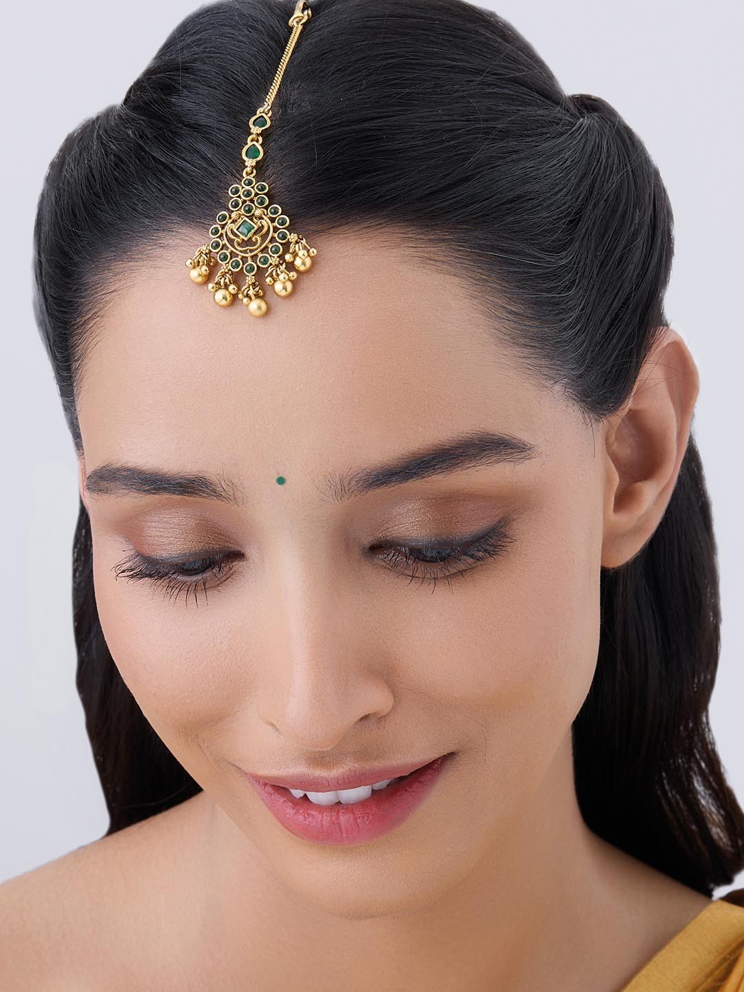 

Kushal's Fashion Jewellery Gold-Plated Stone Studded Maangtikka