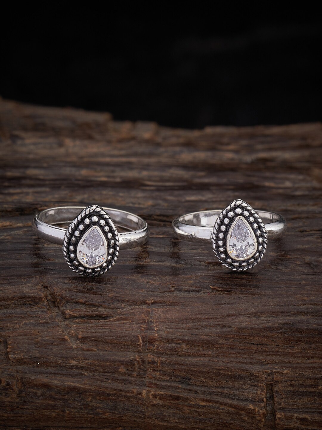 

Kushal's Fashion Jewellery Rhodium-plated Silver Stone-studded Toe Rings