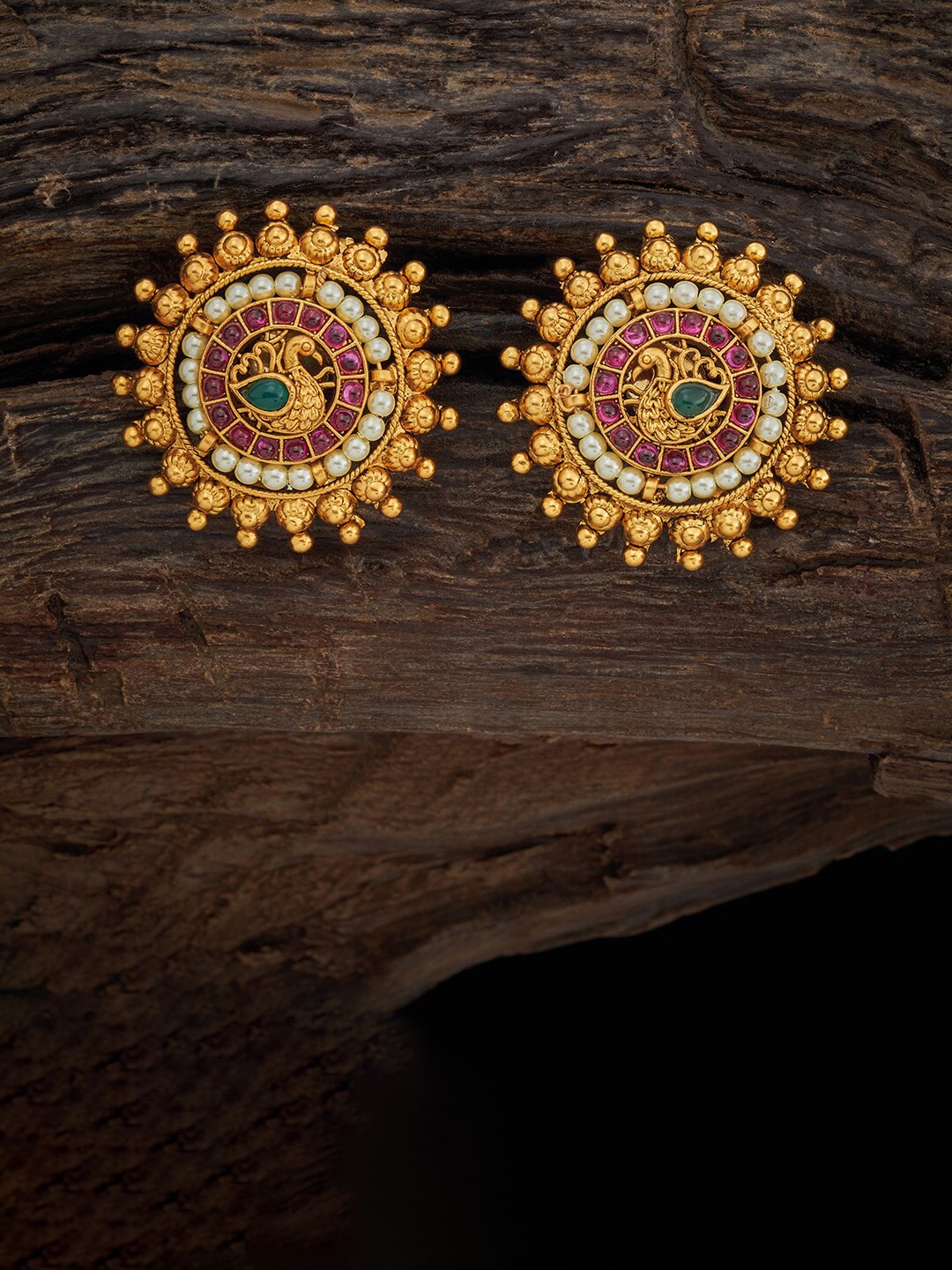 

Kushal's Fashion Jewellery Gold Plated Studs Earrings