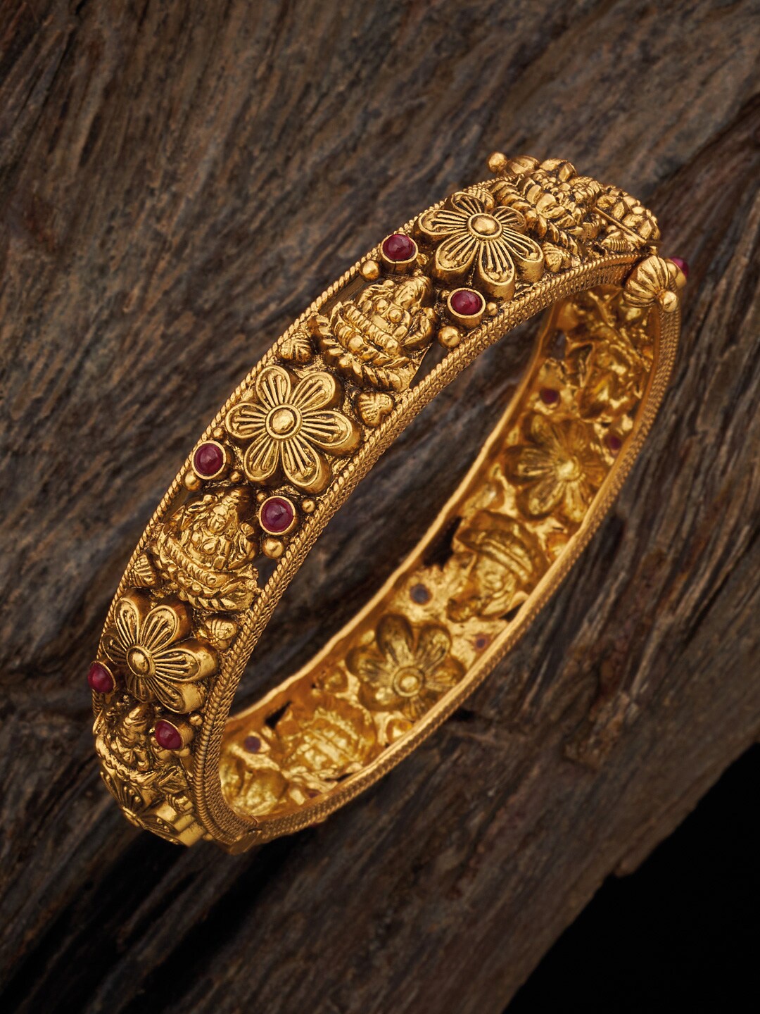 

Kushal's Fashion Jewellery 92.5 Pure Silver Gold-Plated Stone-Studded Bangle