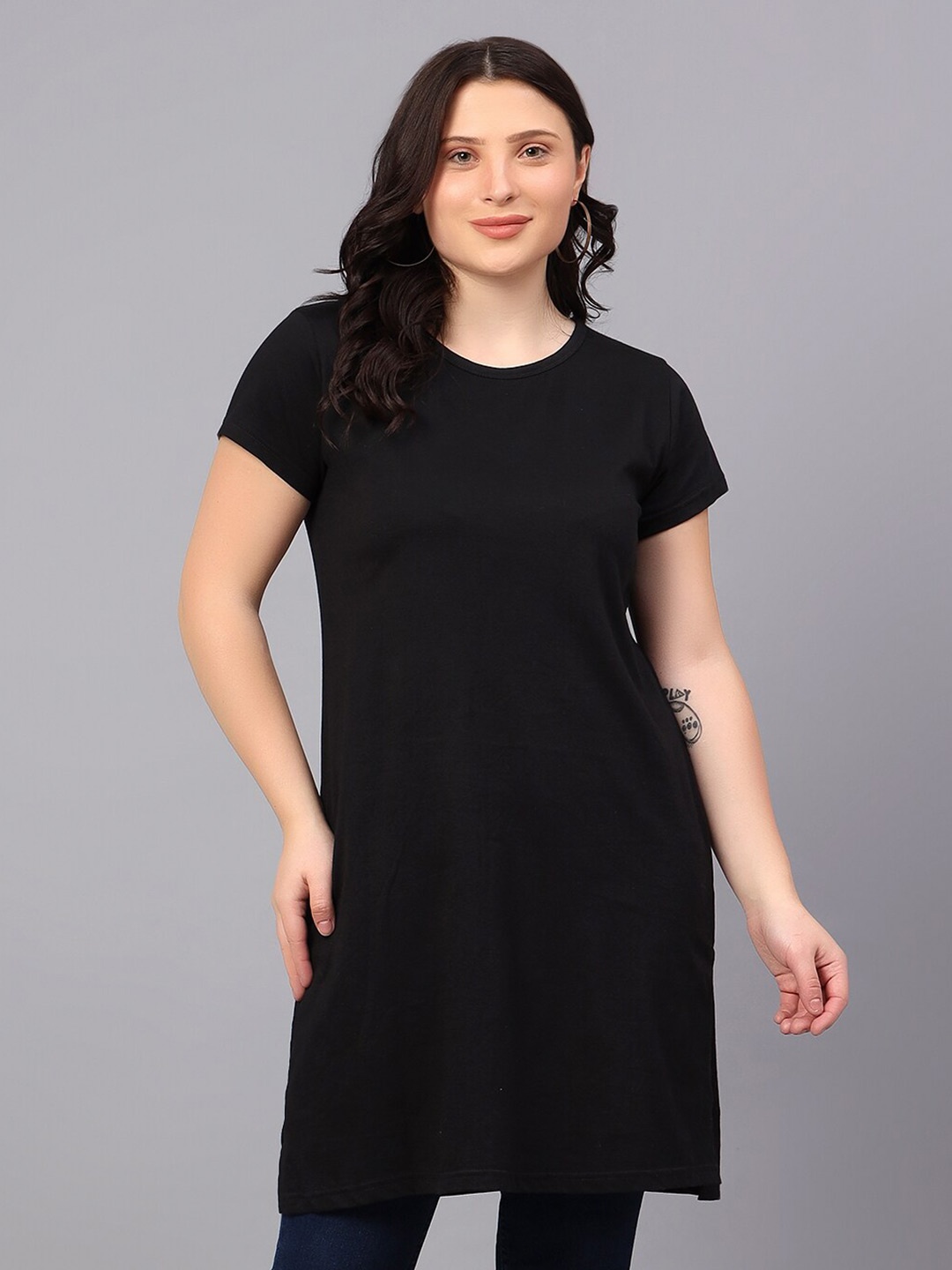 

Fleximaa Round Neck Cotton Longline Top, Black