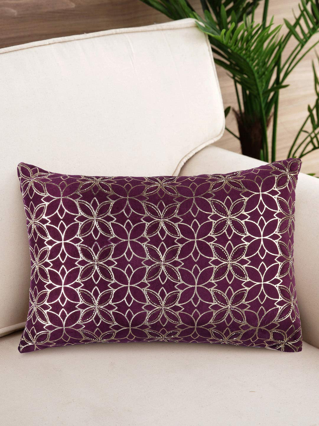 

NISRAG HOME Purple Floral Velvet Cushion Covers