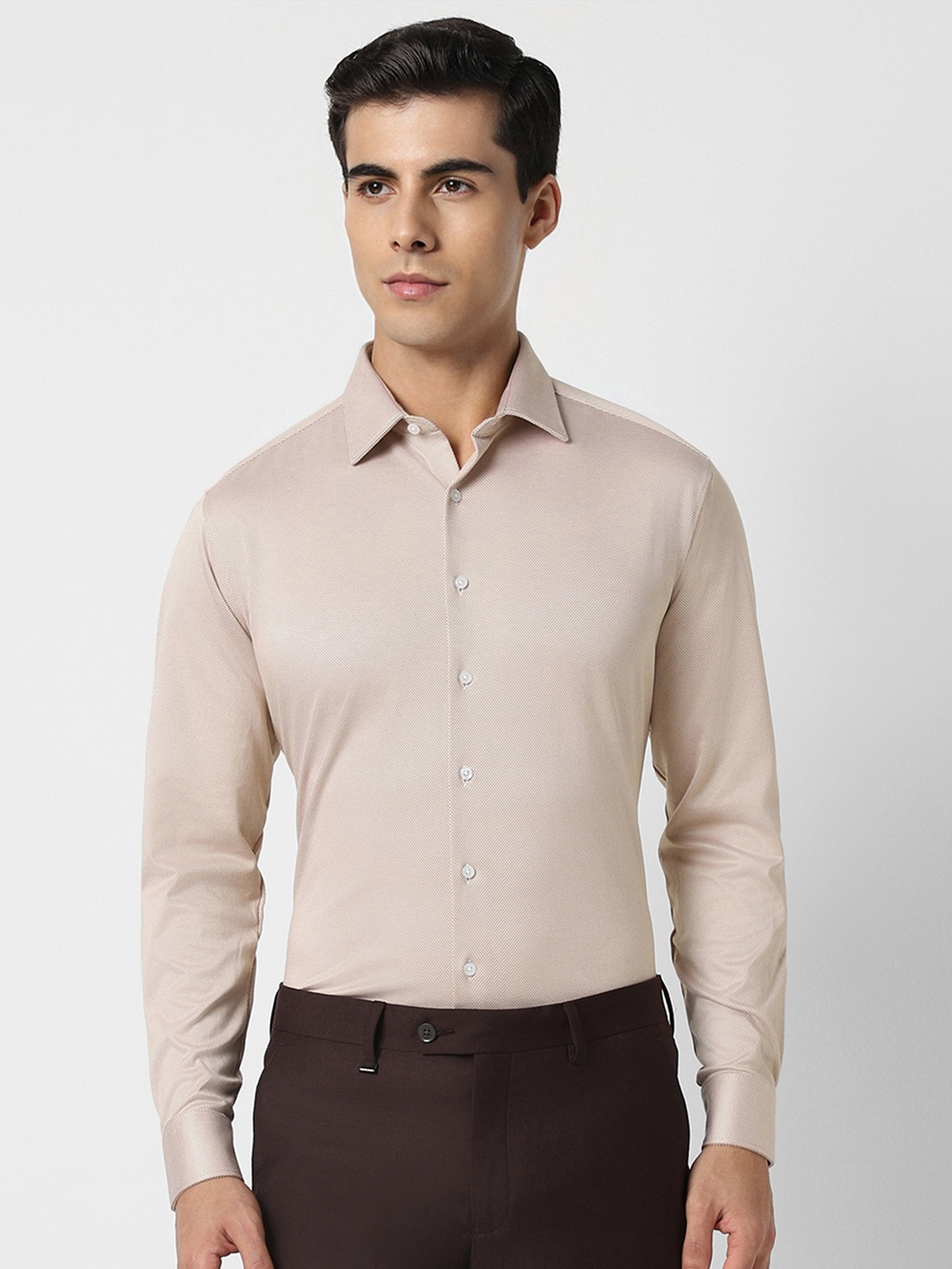 

Van Heusen Slim Fit Textured Spread Collar Formal Shirt, Beige