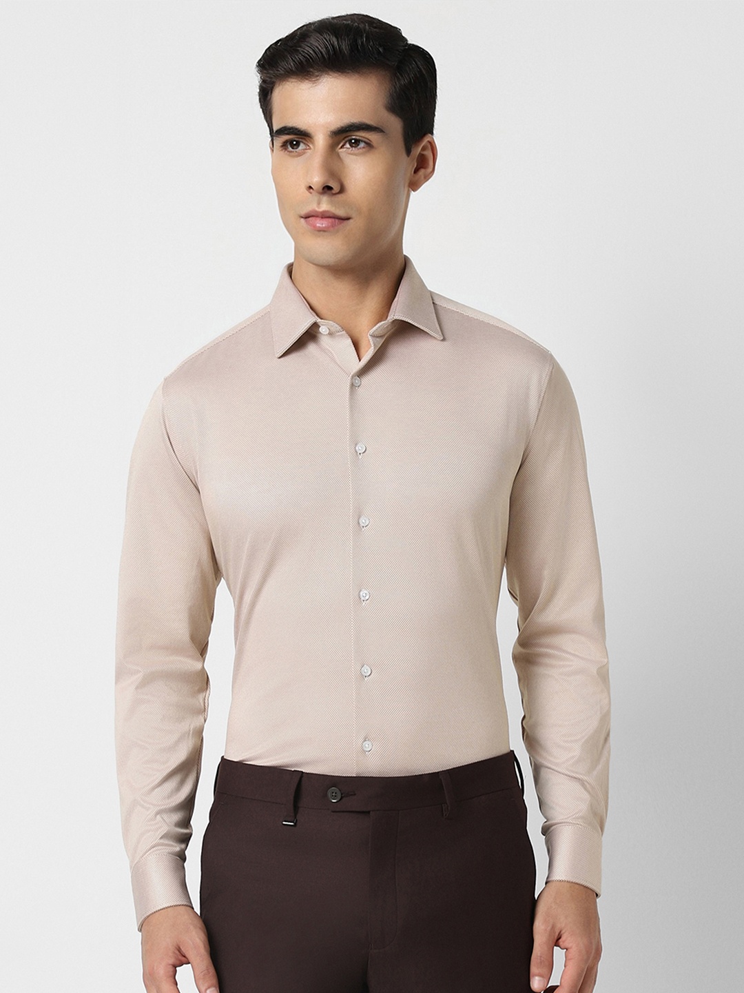 

Van Heusen Men Beige Slim Fit Formal Shirt