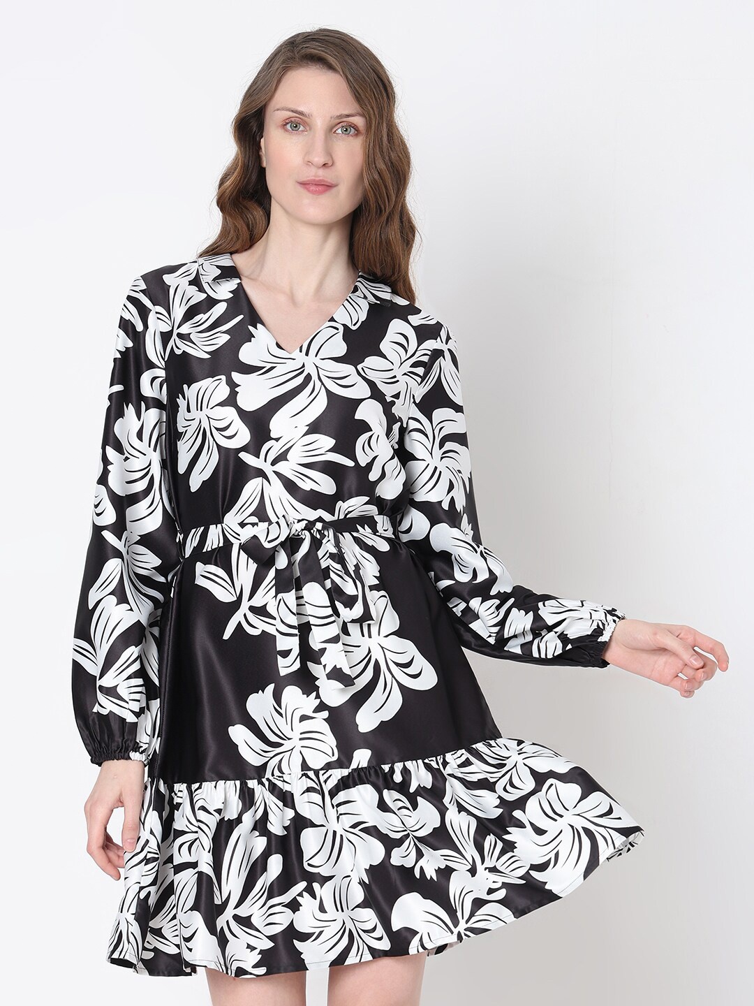 

Vero Moda Floral Printed Bishop Sleeve Fit and Flare Dress, Black
