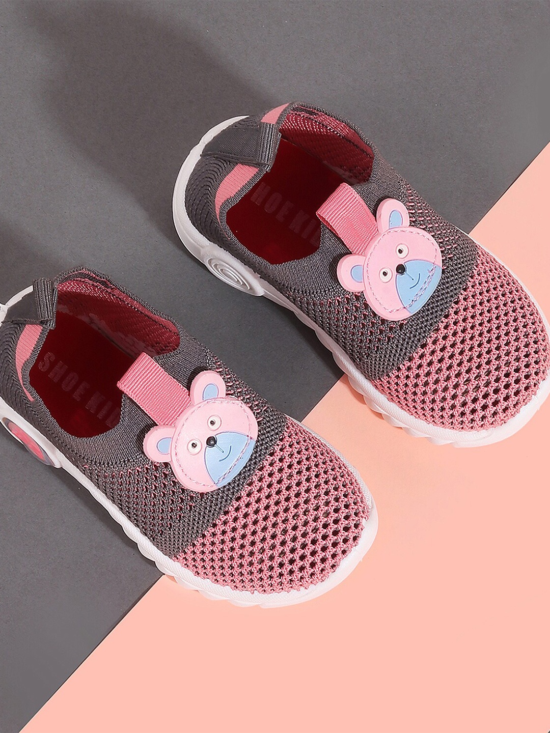 

BAESD Kids Textured Round Toe Mesh Slip-On Sneakers, Pink