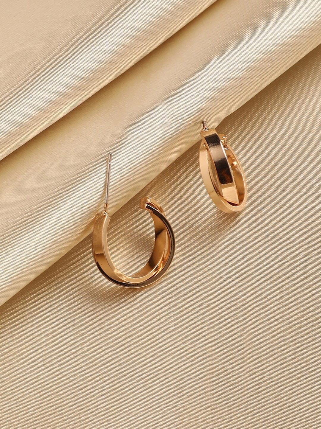 

DressBerry Gold Plated Half Hoop Earrings