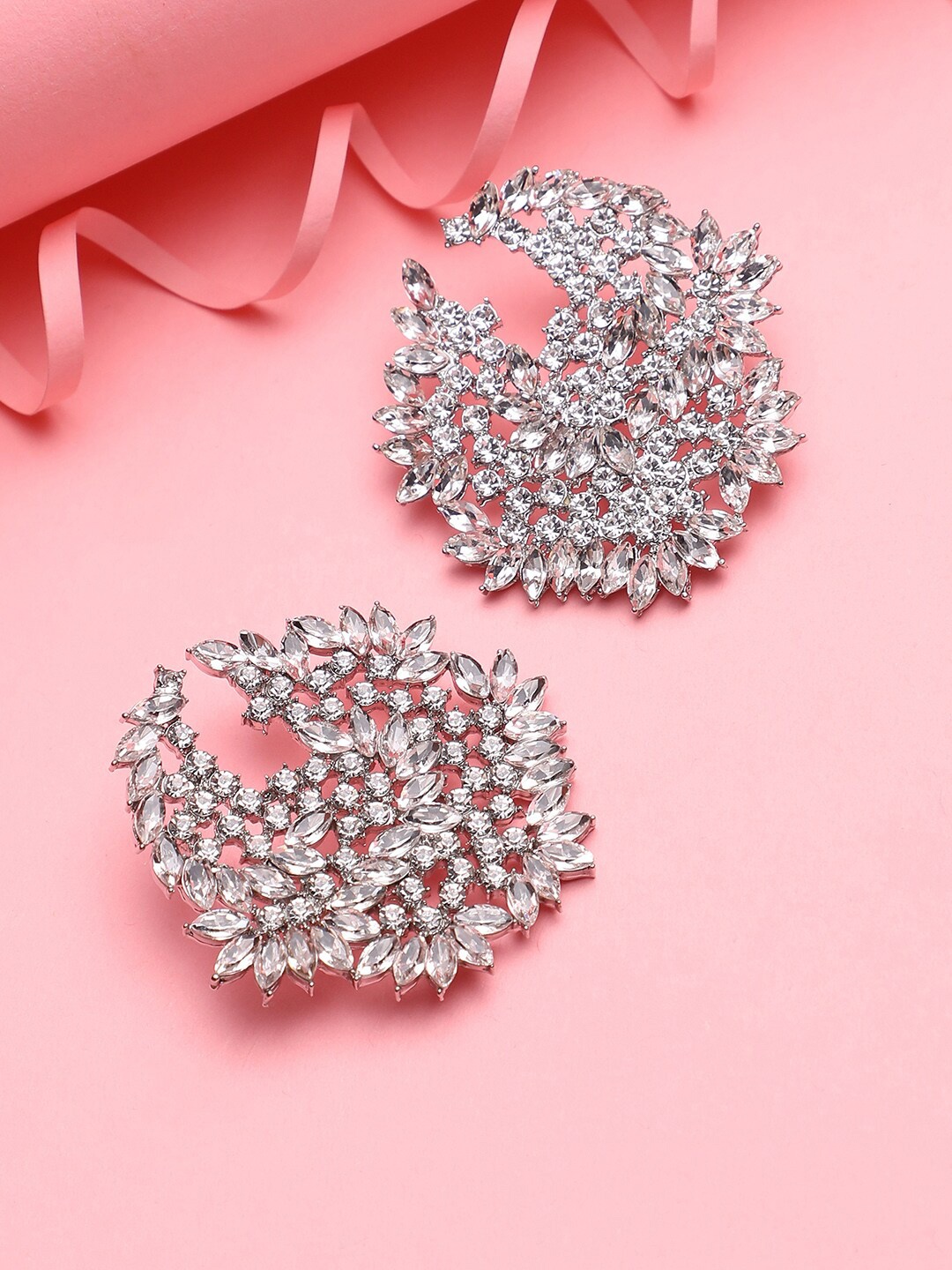 

DressBerry Silver-Toned Silver Plated Crescent Shaped Studs Earrings