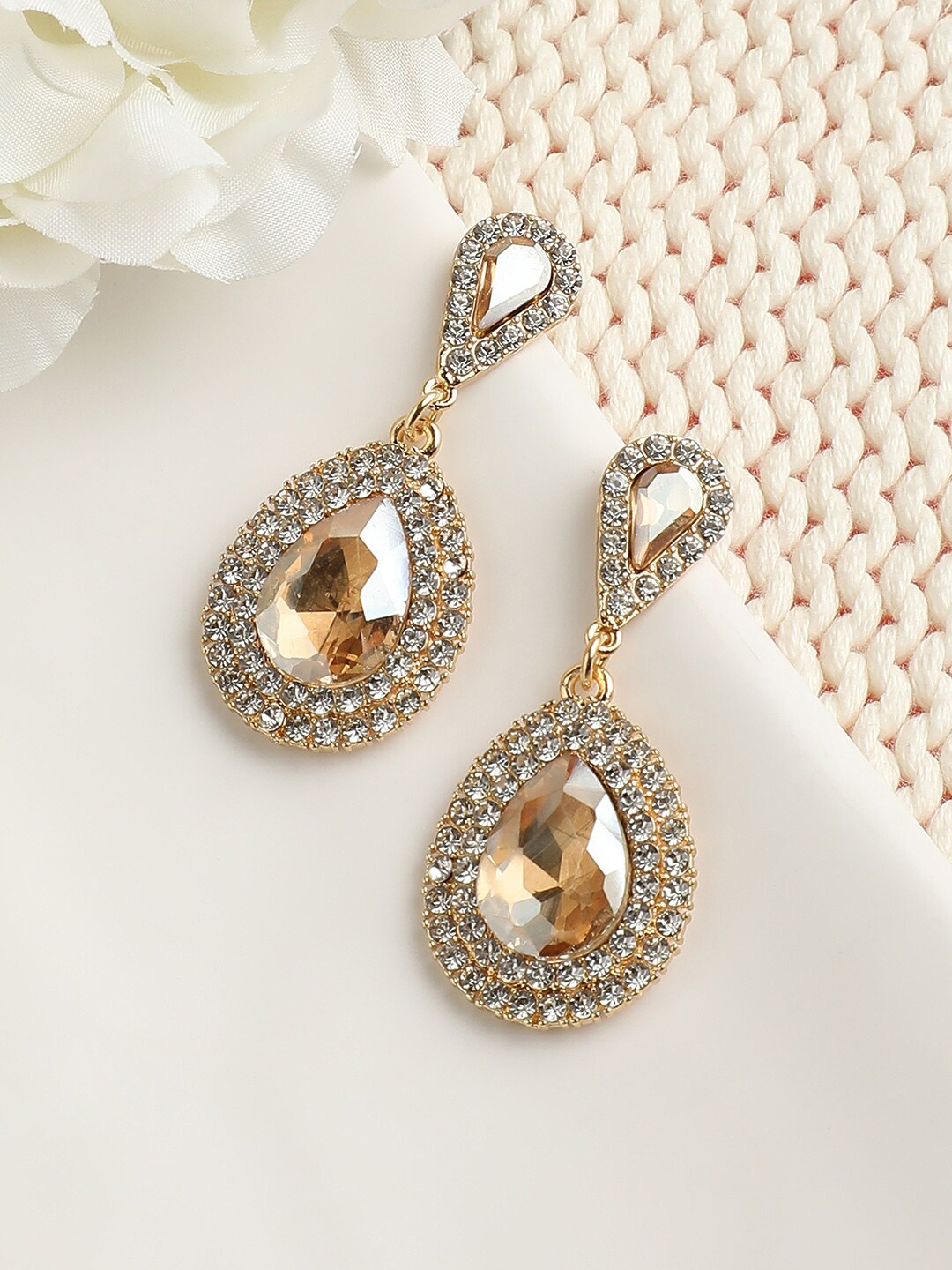 

DressBerry White Gold-Plated Drop Earrings