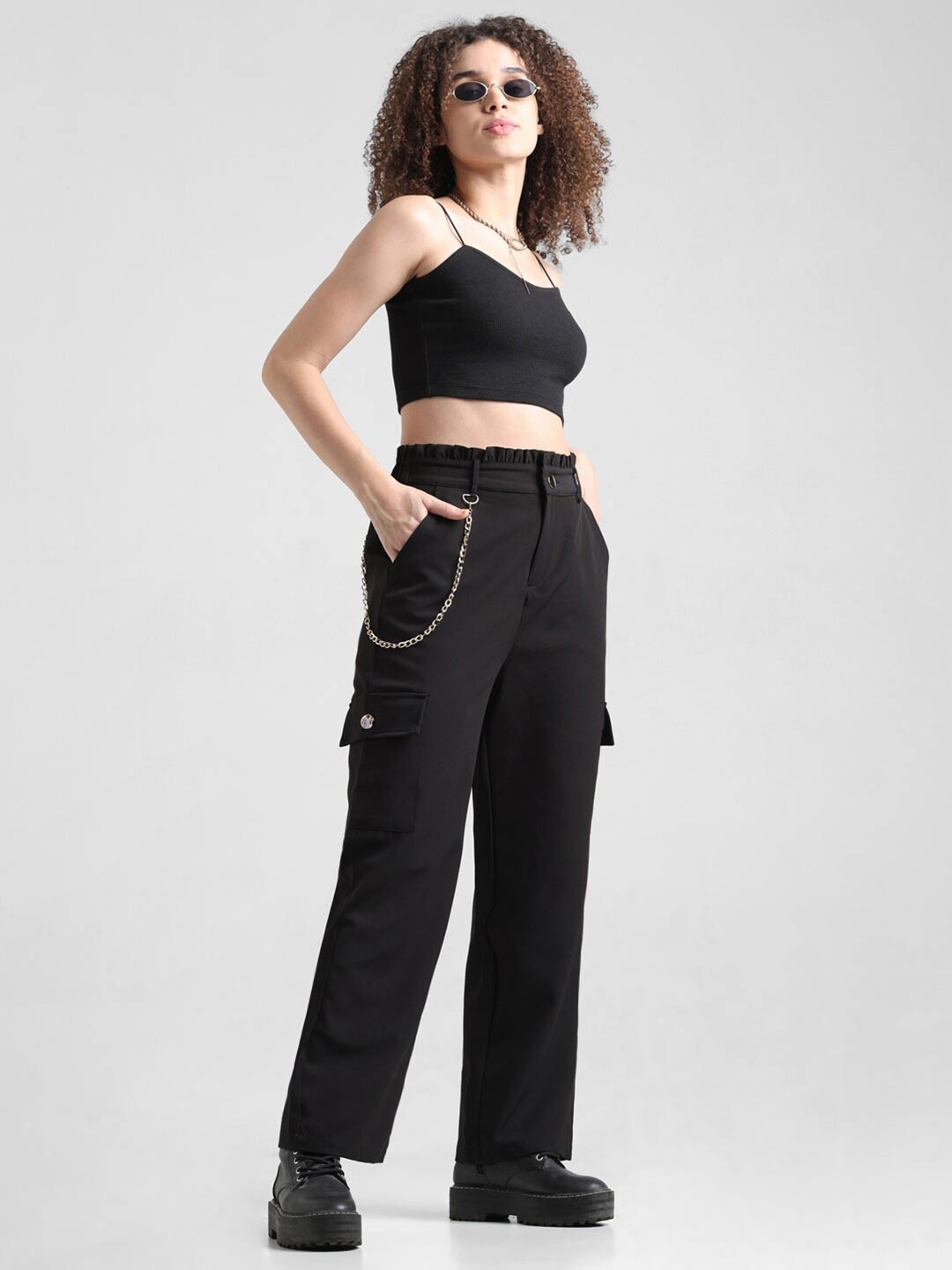 

ONLY Women High-Rise Cargo Trousers With Chain, Black
