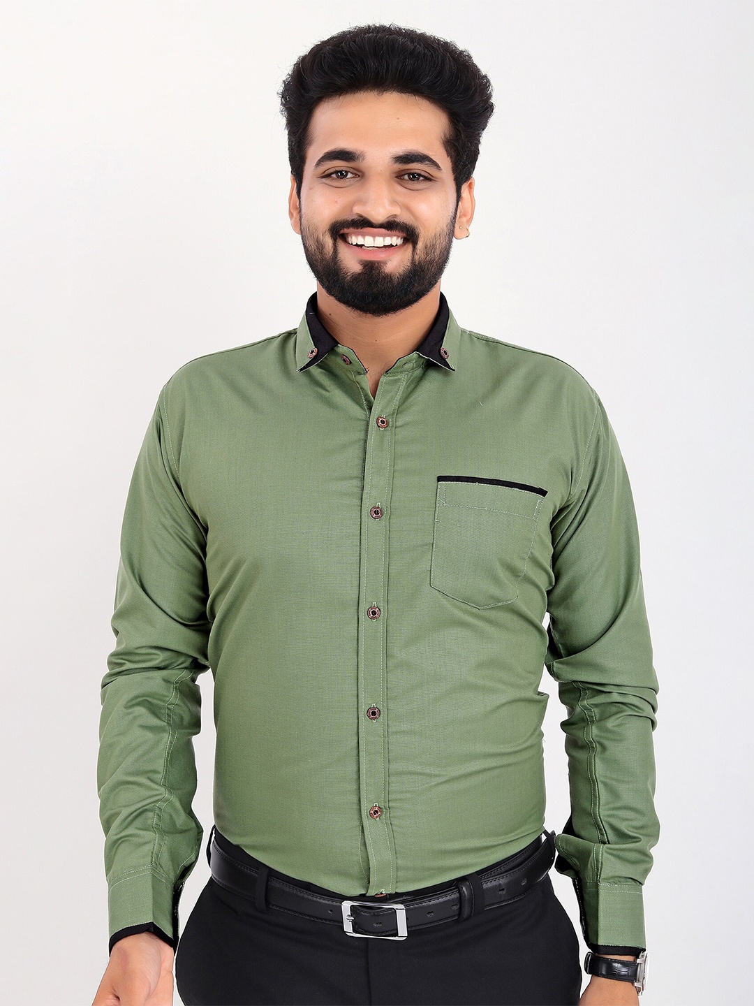 

GETCHI Premium Regular Fit Solid Formal Shirt, Green
