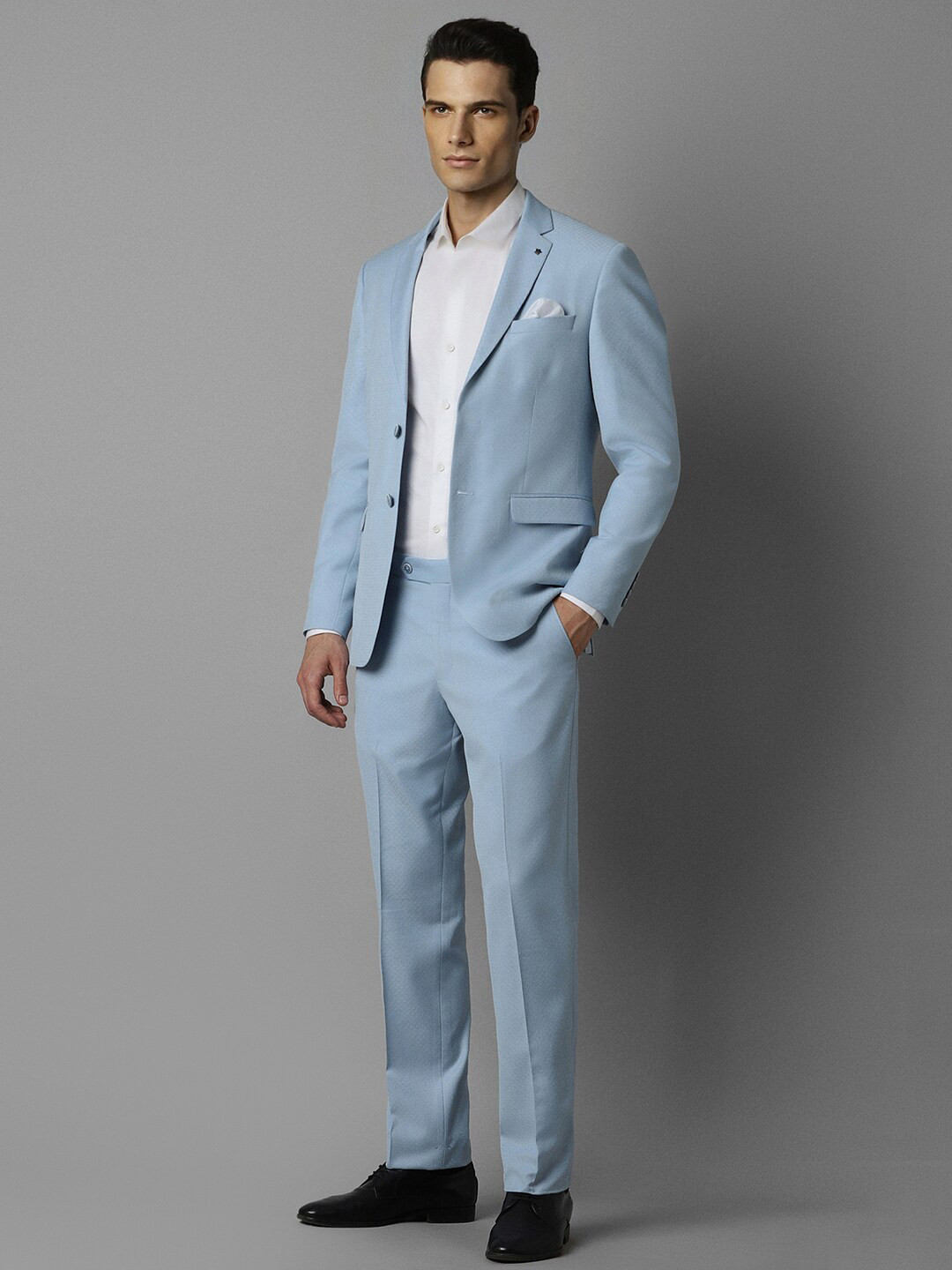 

Louis Philippe Slim Fit Textured Formal Two Piece Suit, Blue