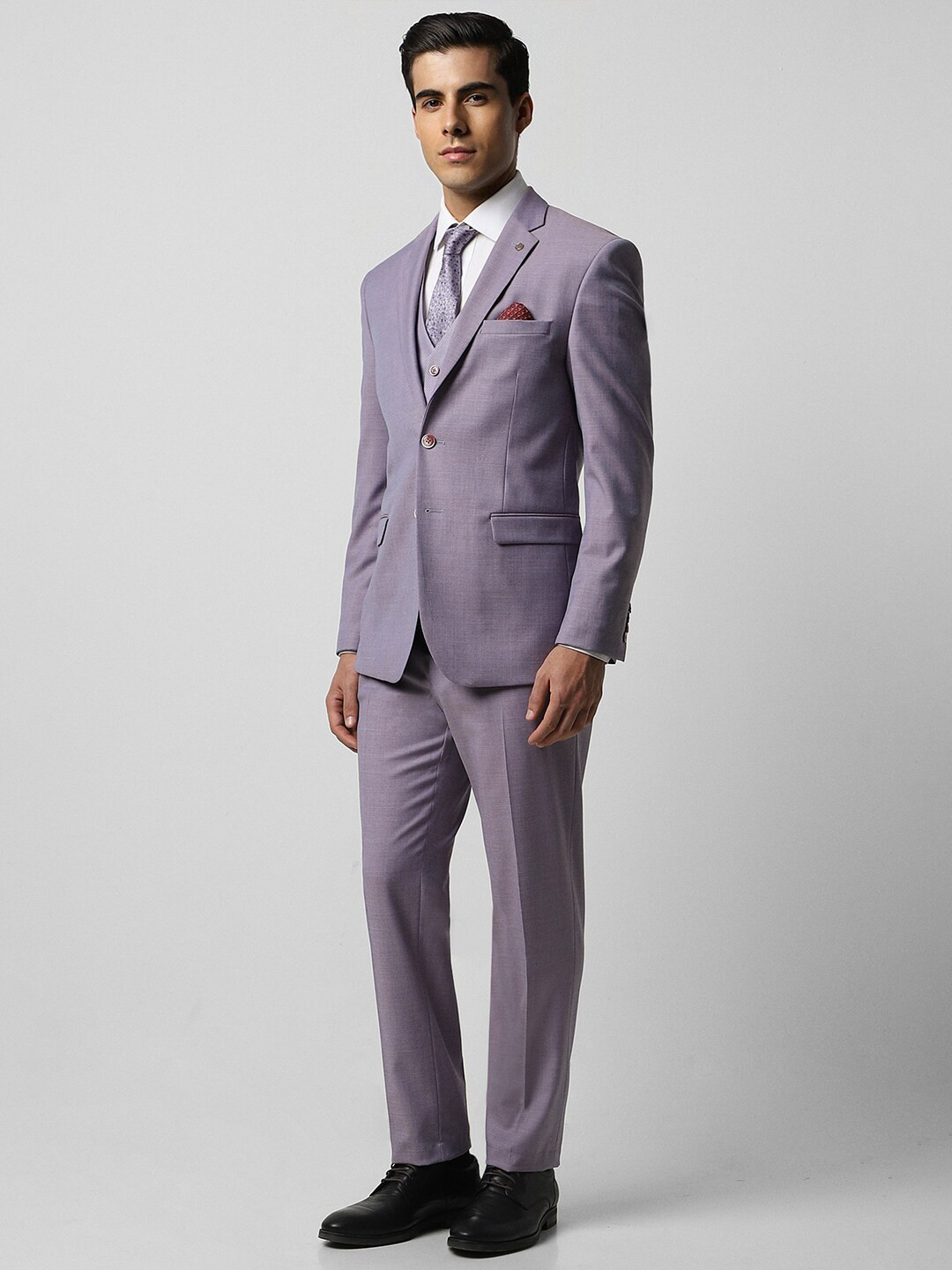 

Van Heusen Slim Fit Single Breasted Three Piece Formal Suit, Purple