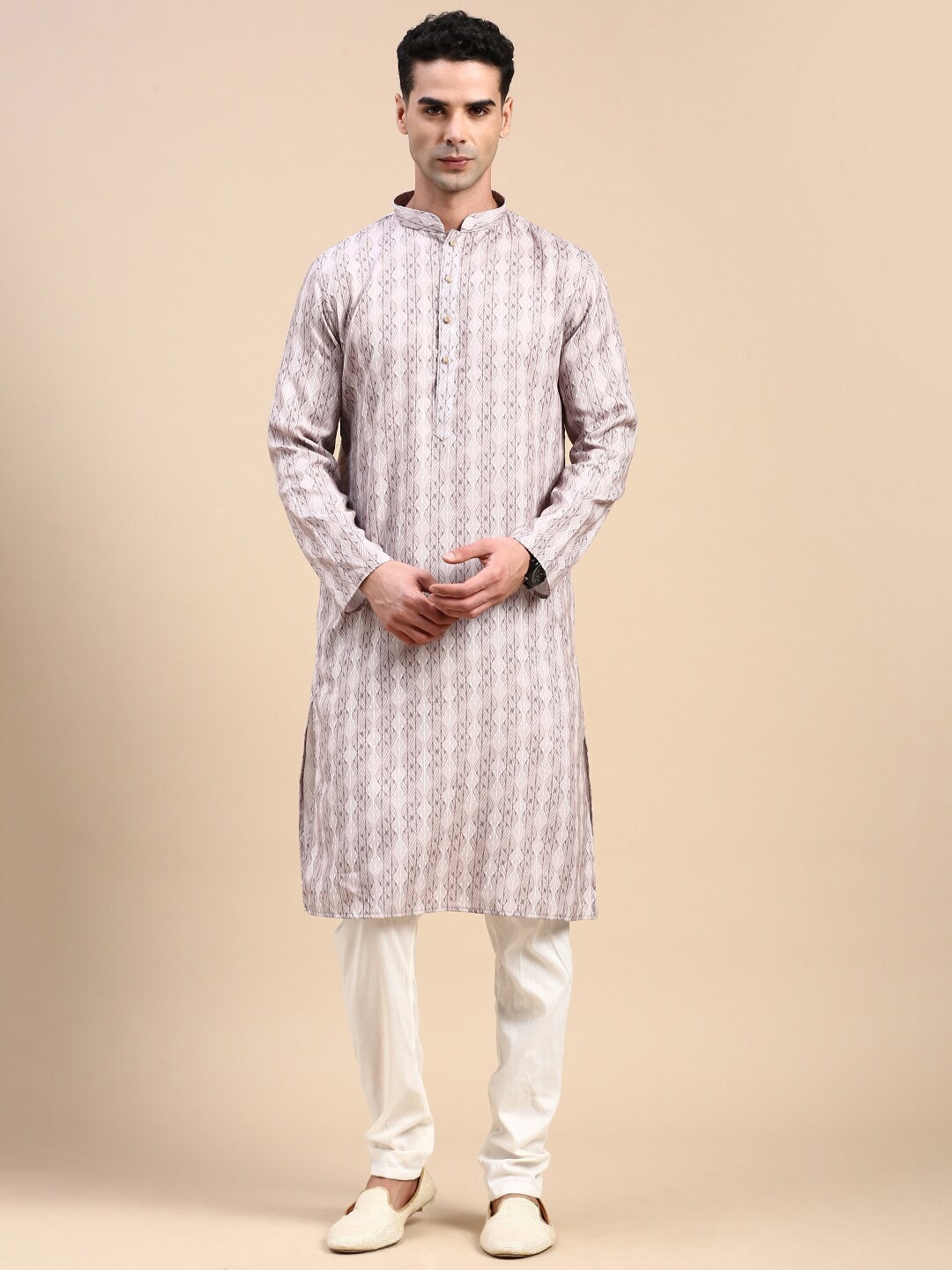 

Rishika Self Design Straight Kurta with Pyjama, Brown