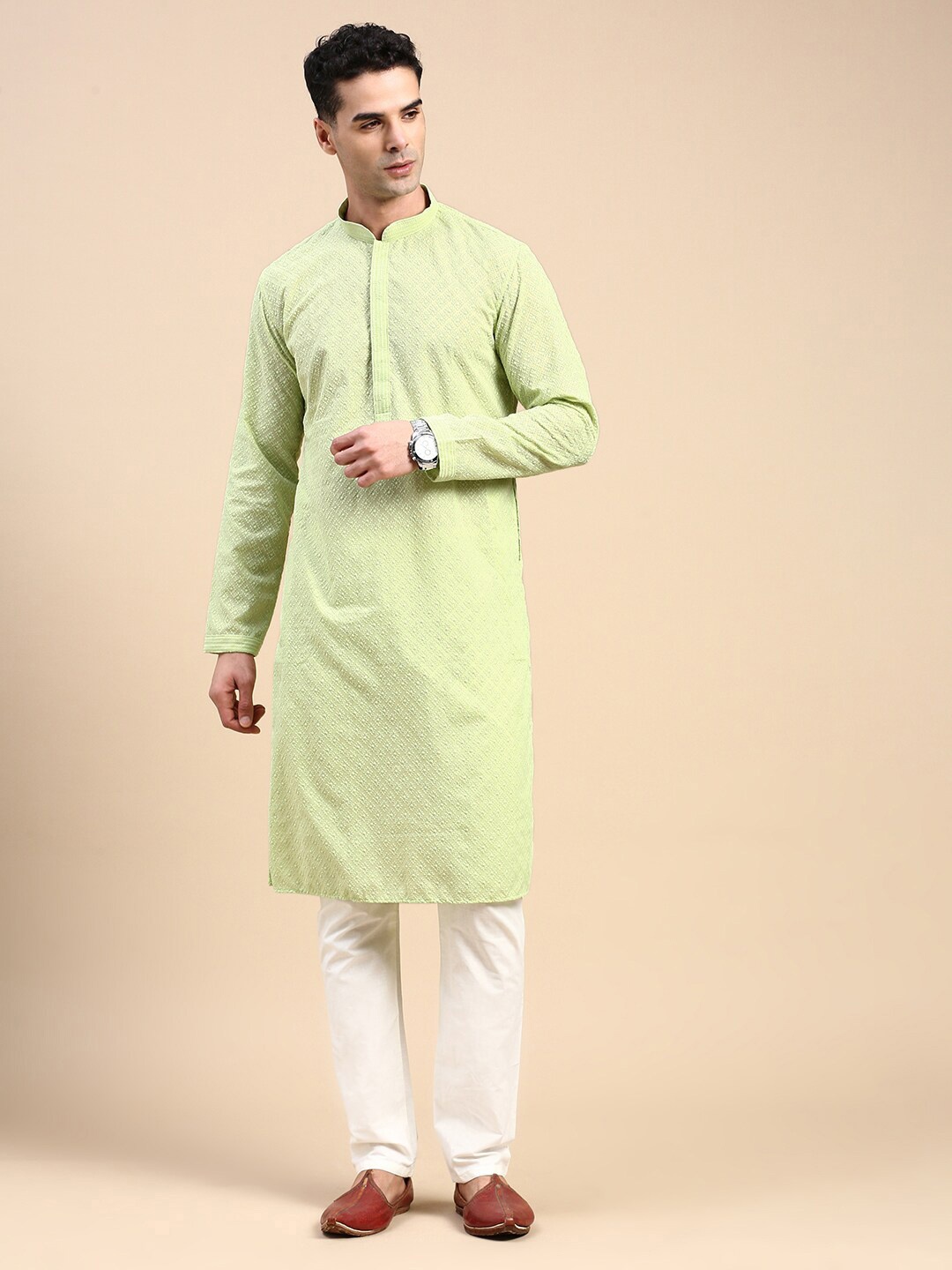 

Rishika Ethnic Motifs Embroidered Regular Kurta with Pyjamas, Green