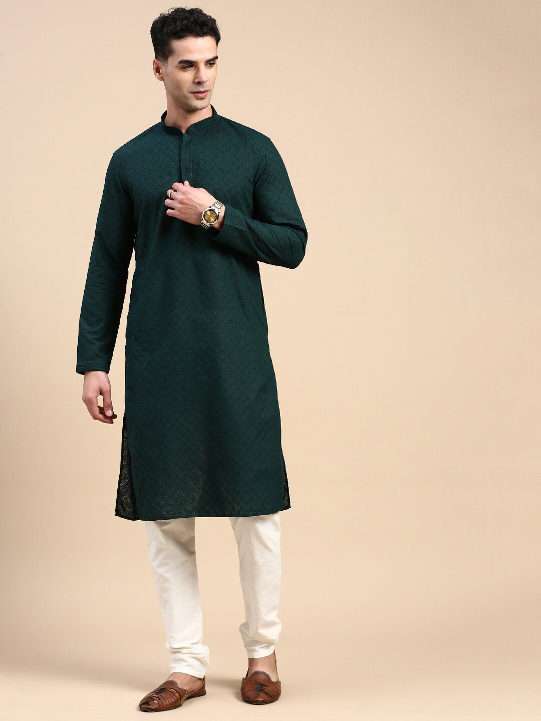 

Rishika Ethnic Motifs Embroidered Mandarin Collar Art Silk Straight Kurta With Pyjama, Green
