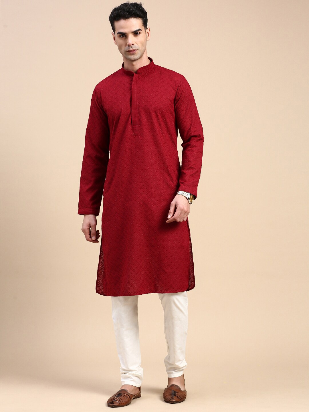 

Rishika Ethnic Motifs Embroidered Straight Kurta with Pyjama, Maroon