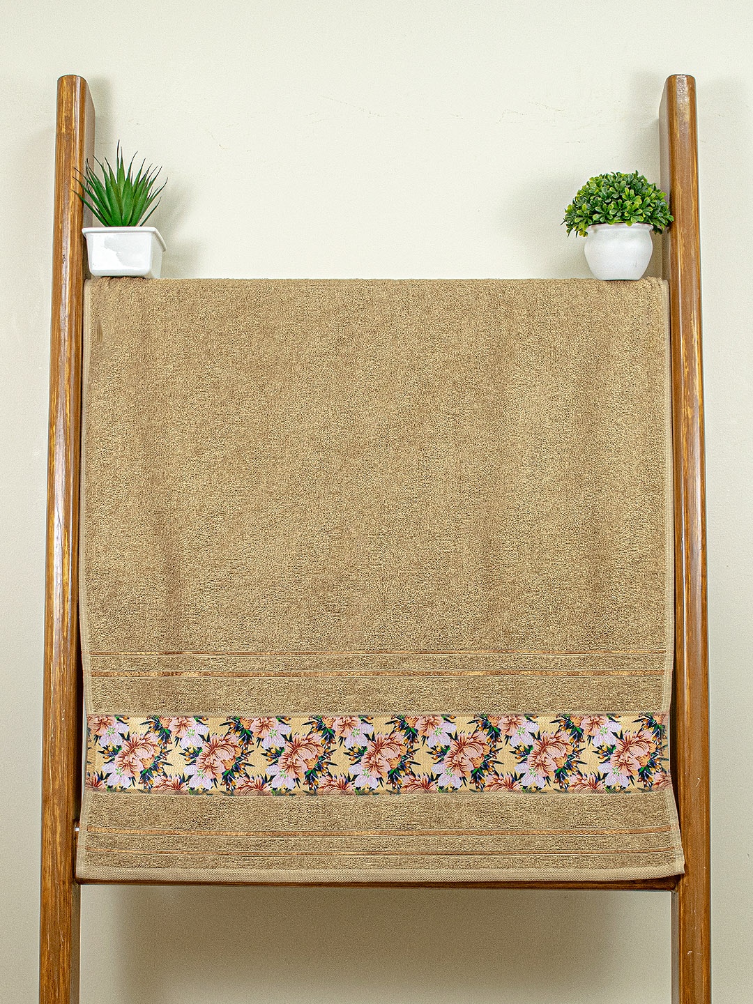 

Aura Beige Cotton Bath Towels 450 GSM