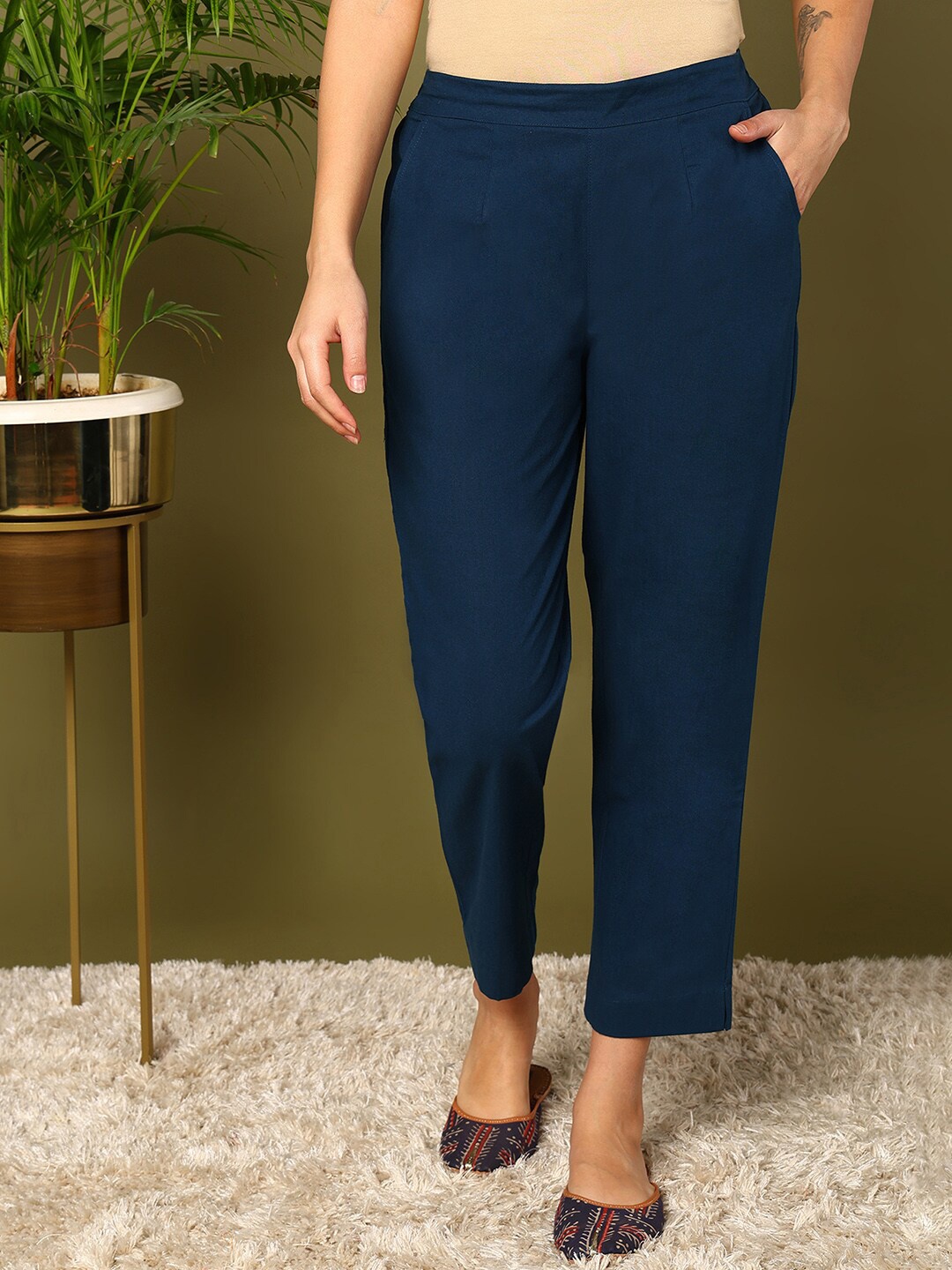 

mokshi Women Mid-Rise Pure Cotton Trousers, Blue