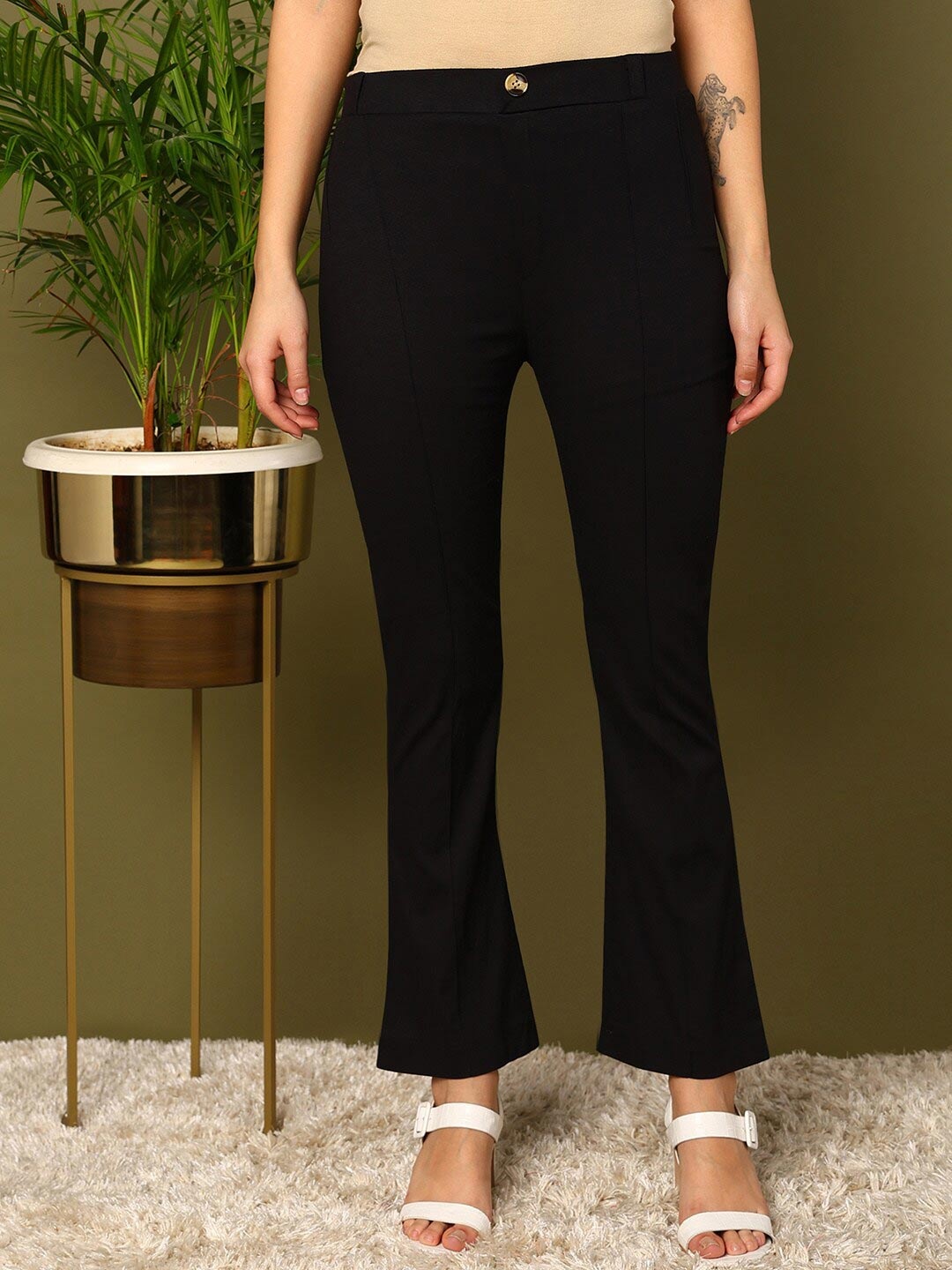 

mokshi Women Pleated Bootcut Trousers, Black